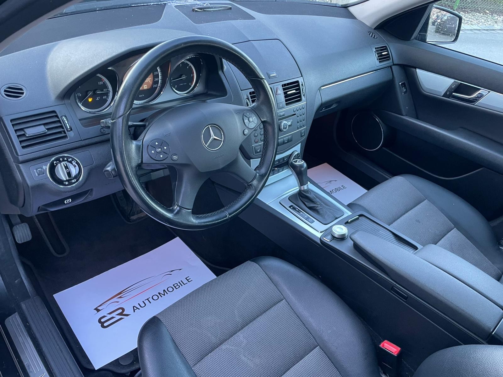 MERCEDES-BENZ C 250 CDI Blue Efficiency Avantgarde Automatic-image-9