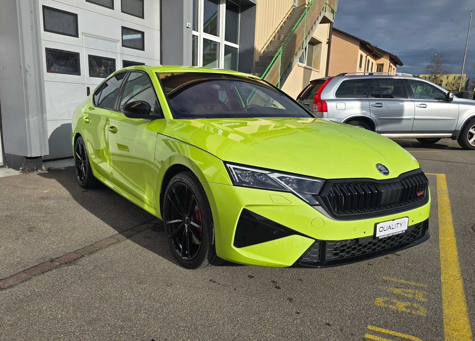 SKODA Octavia 2.0 TSI DSG RS-showroom-element-2