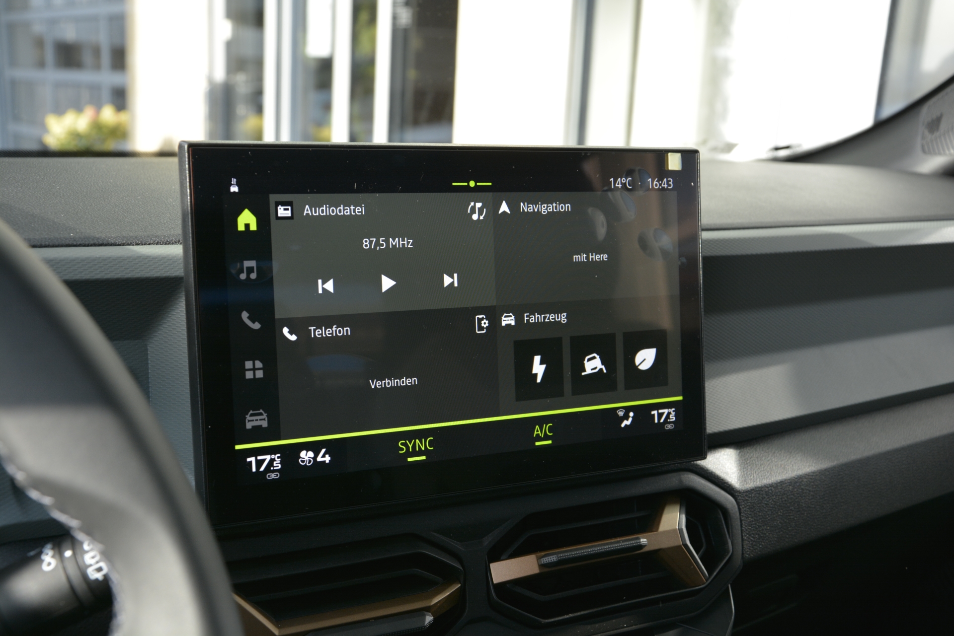 DACIA BIGSTER extreme hybrid 155-image-8