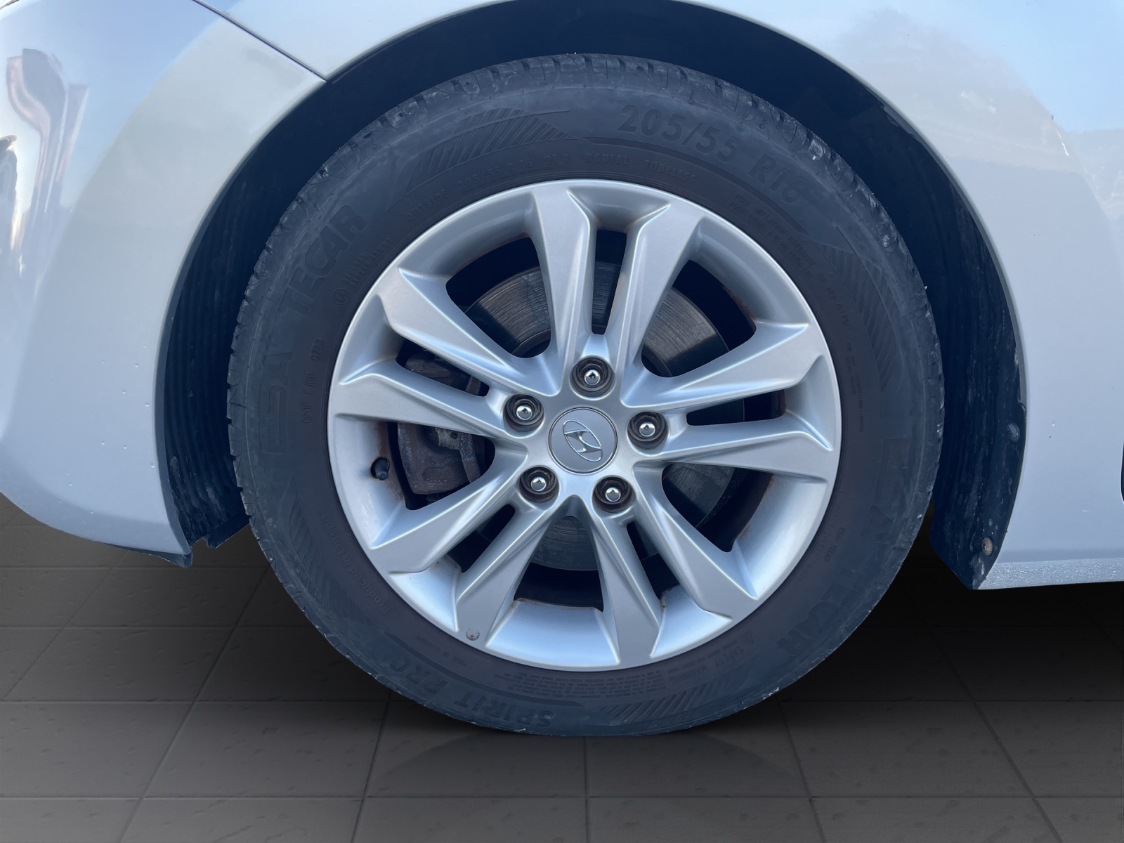 HYUNDAI i30 1.6 GDi Style-image-13