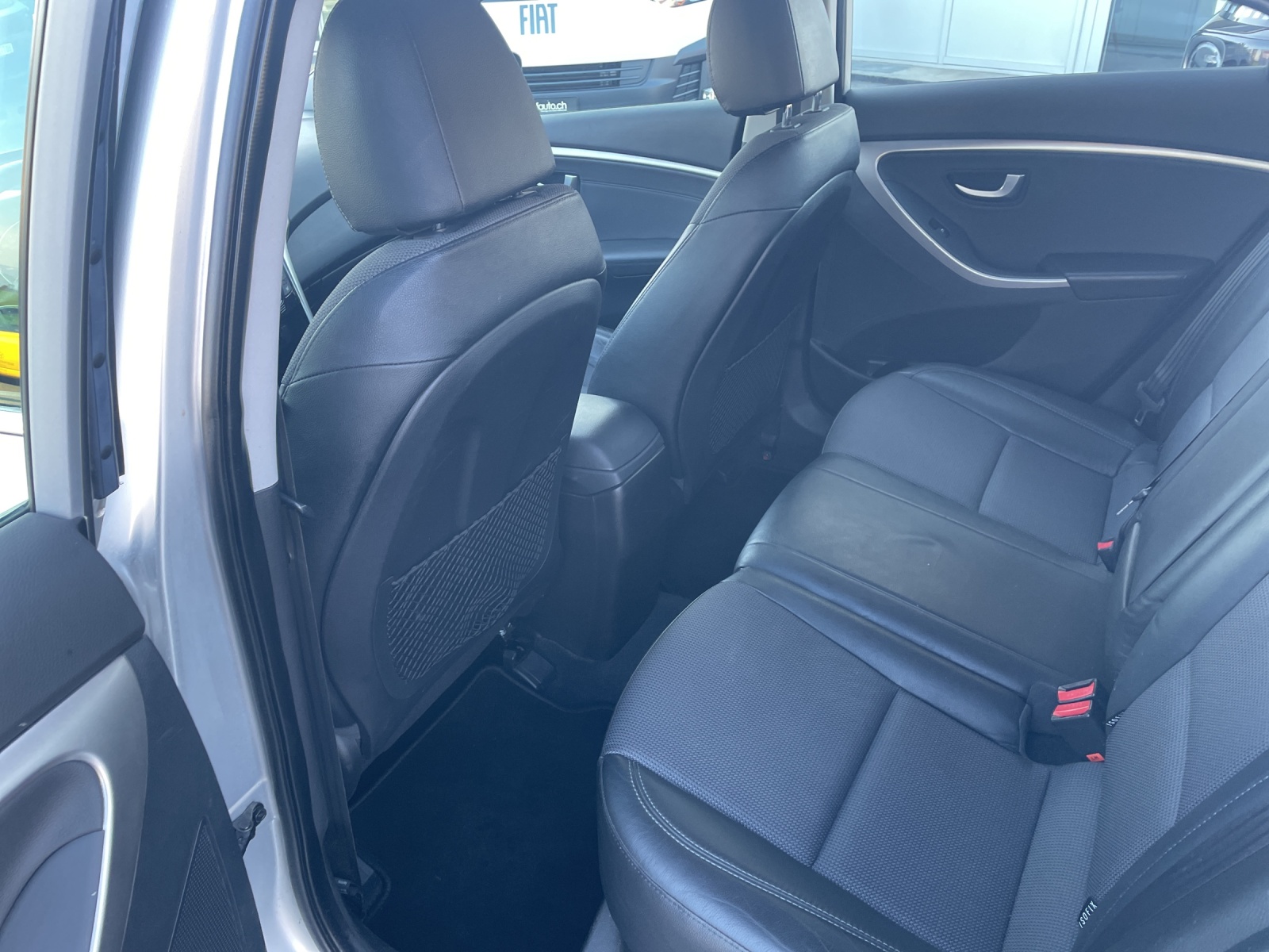 HYUNDAI i30 1.6 GDi Style-image-6