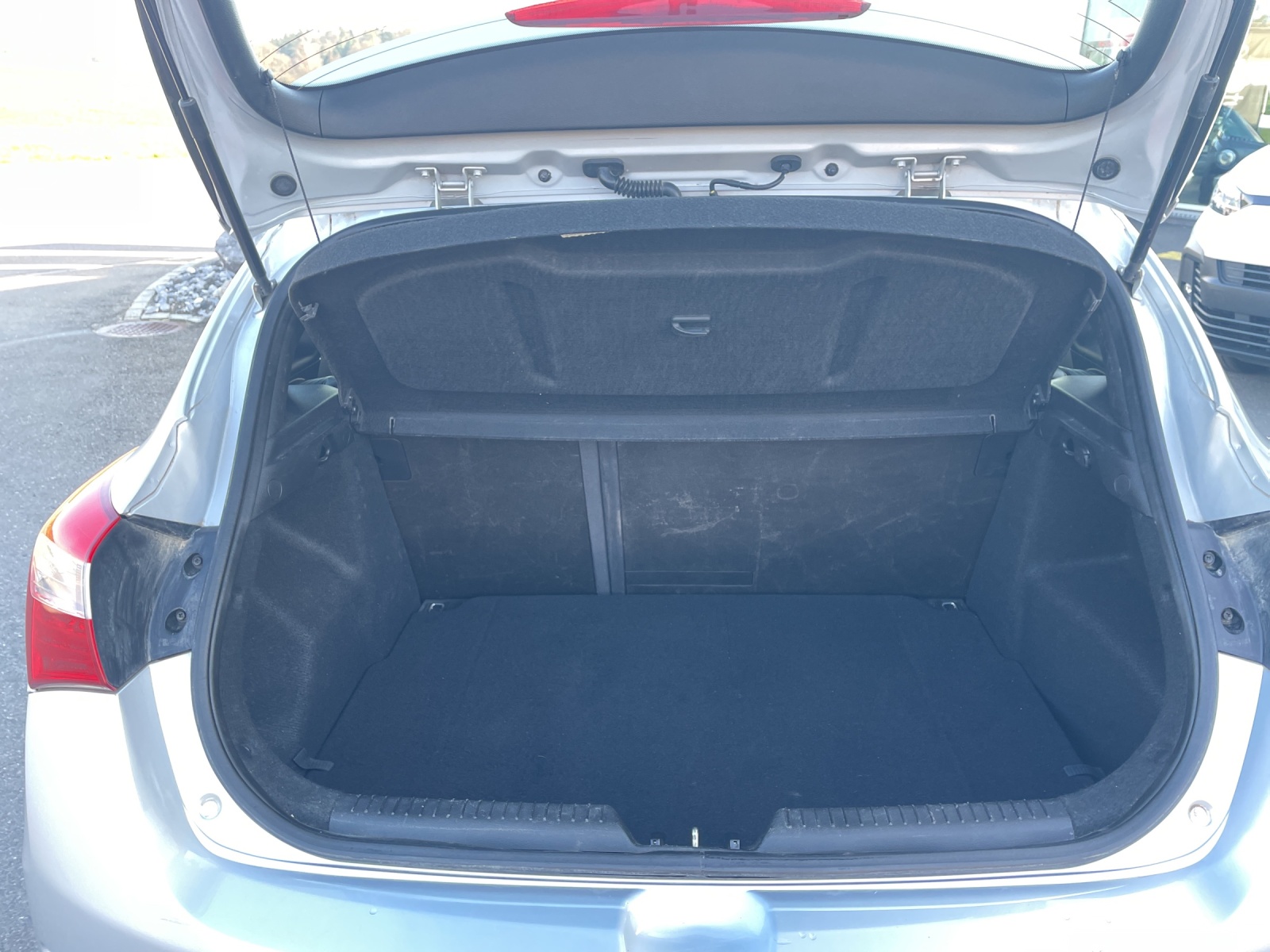 HYUNDAI i30 1.6 GDi Style-image-9