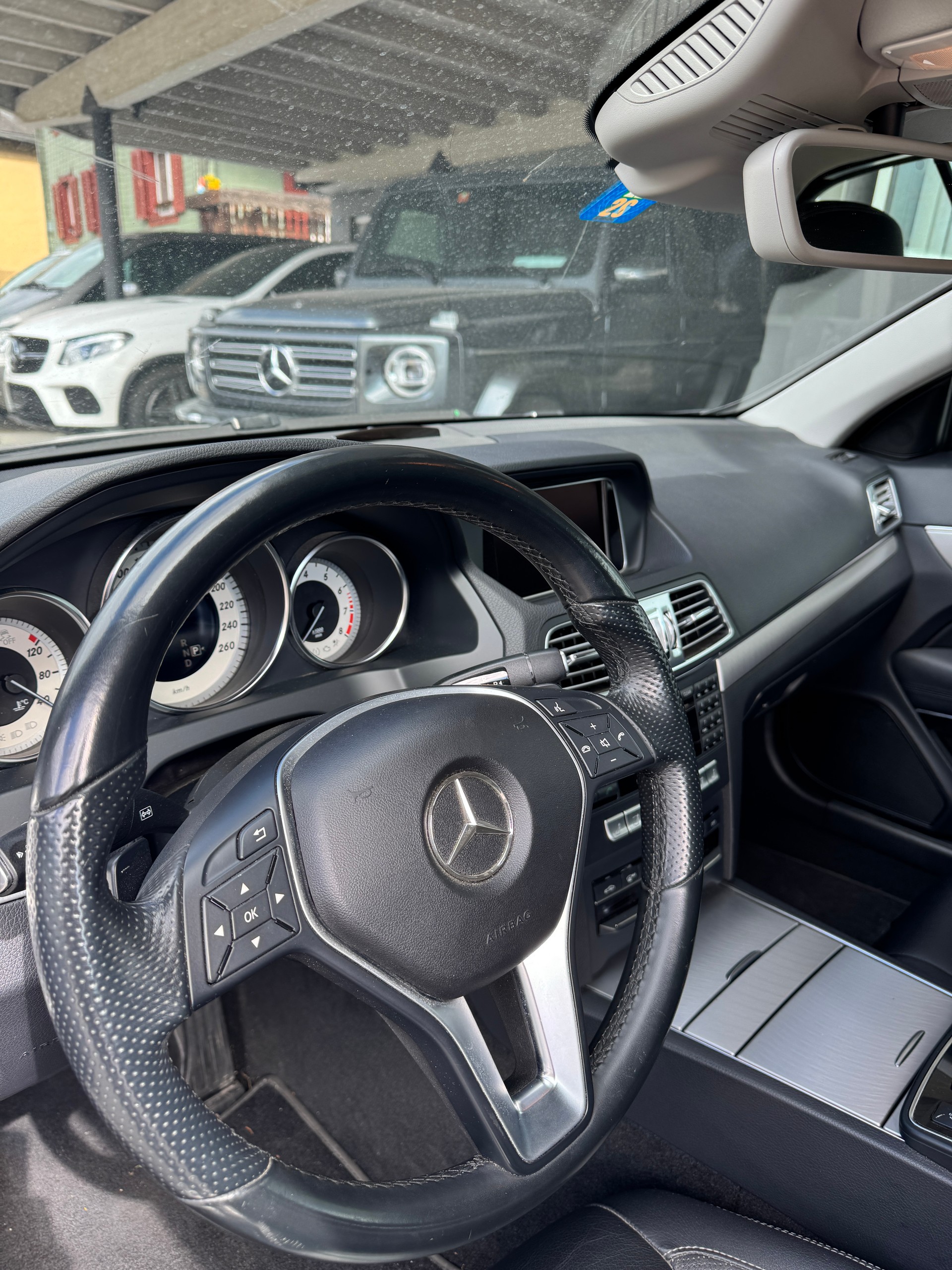 MERCEDES-BENZ E 350 7G-Tronic-image-4