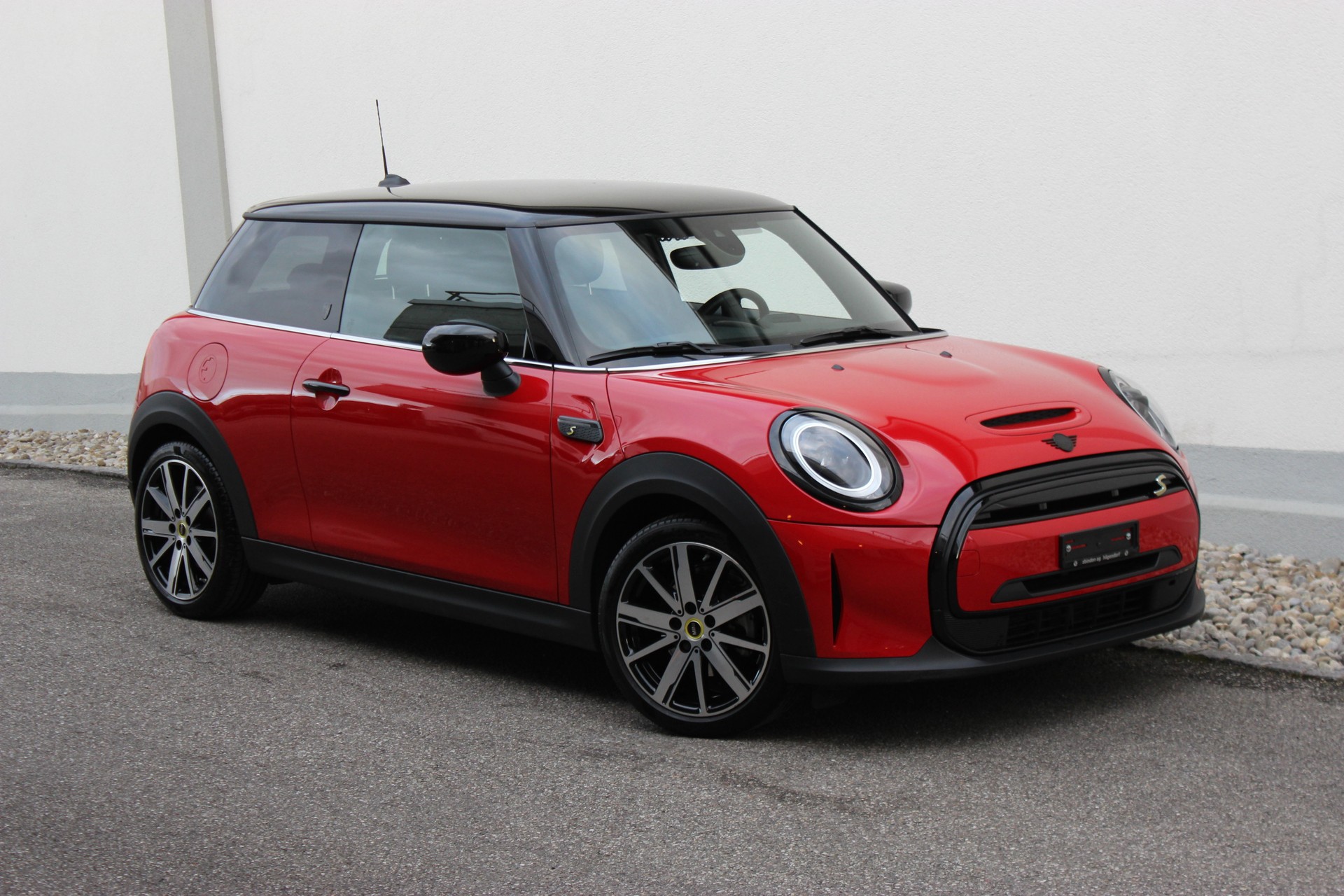 MINI Cooper SE-image-0