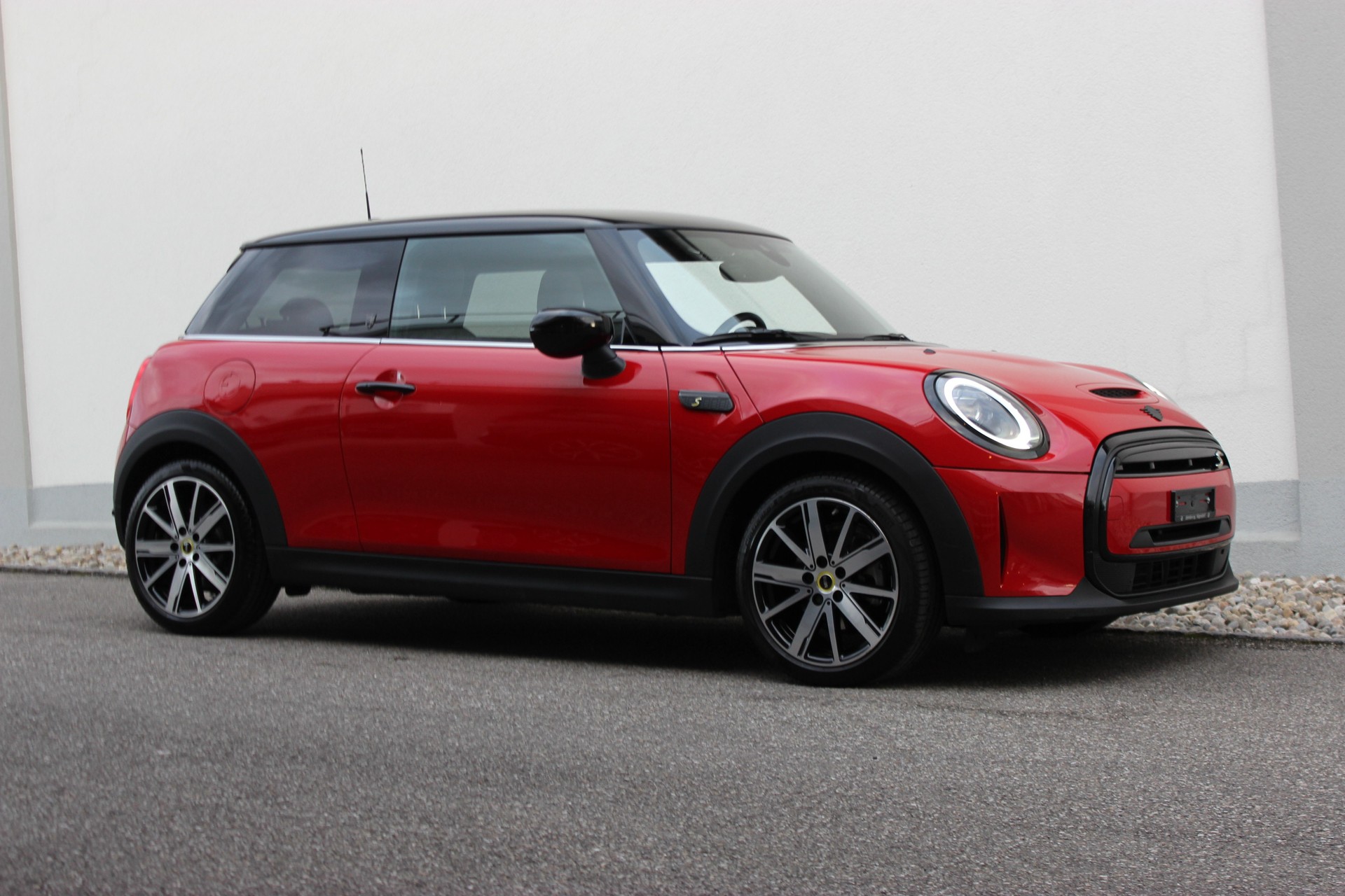 MINI Cooper SE-image-5