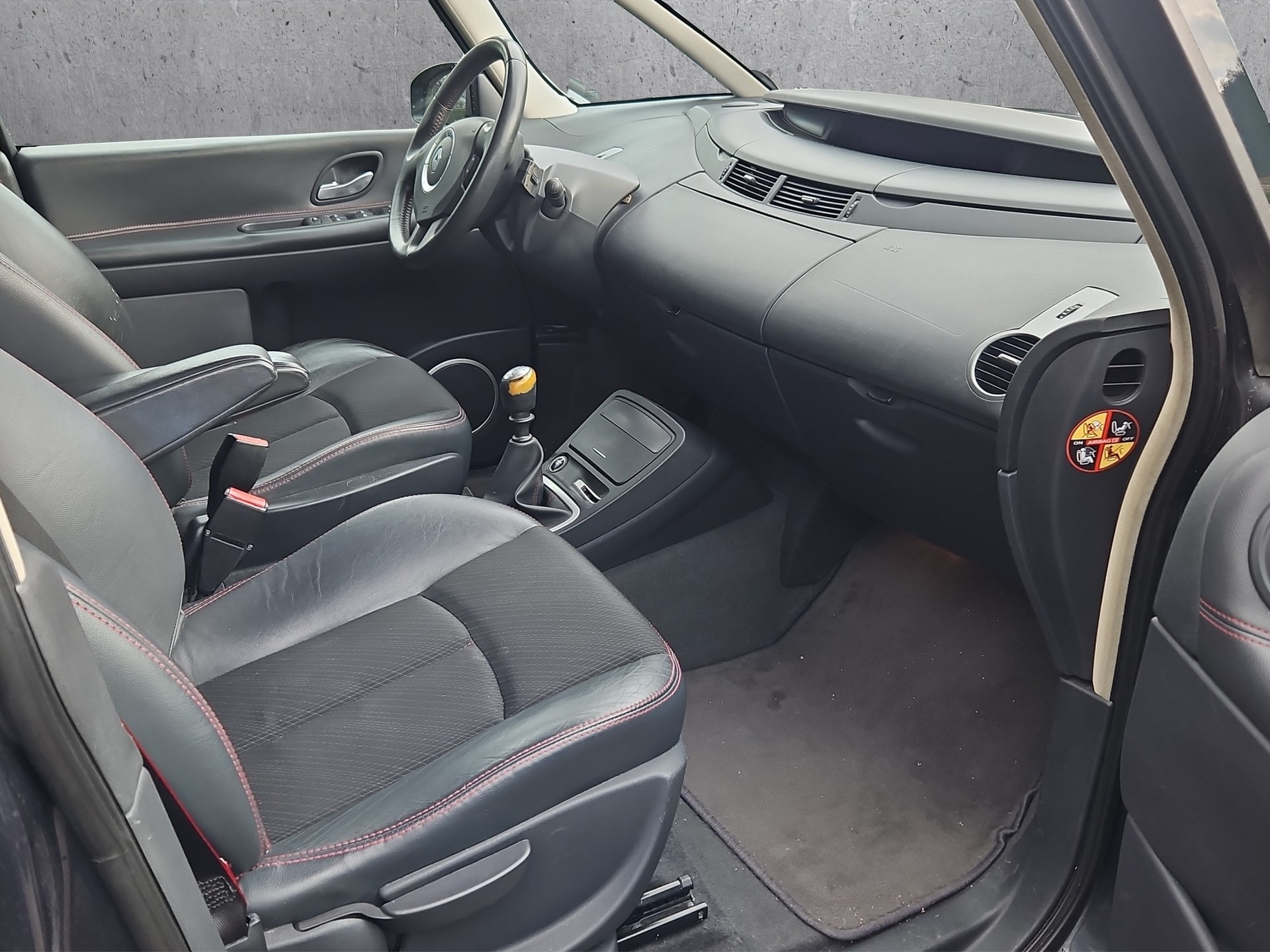 RENAULT Espace 2.0 dCi Dynamique-image-8