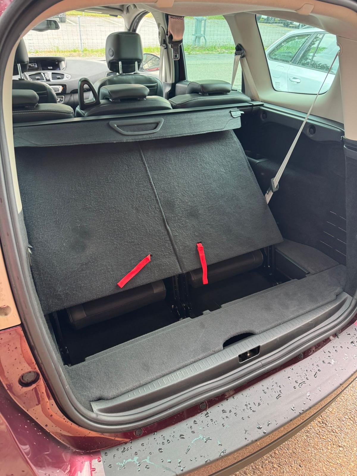 RENAULT 7 Plätzer-image-5