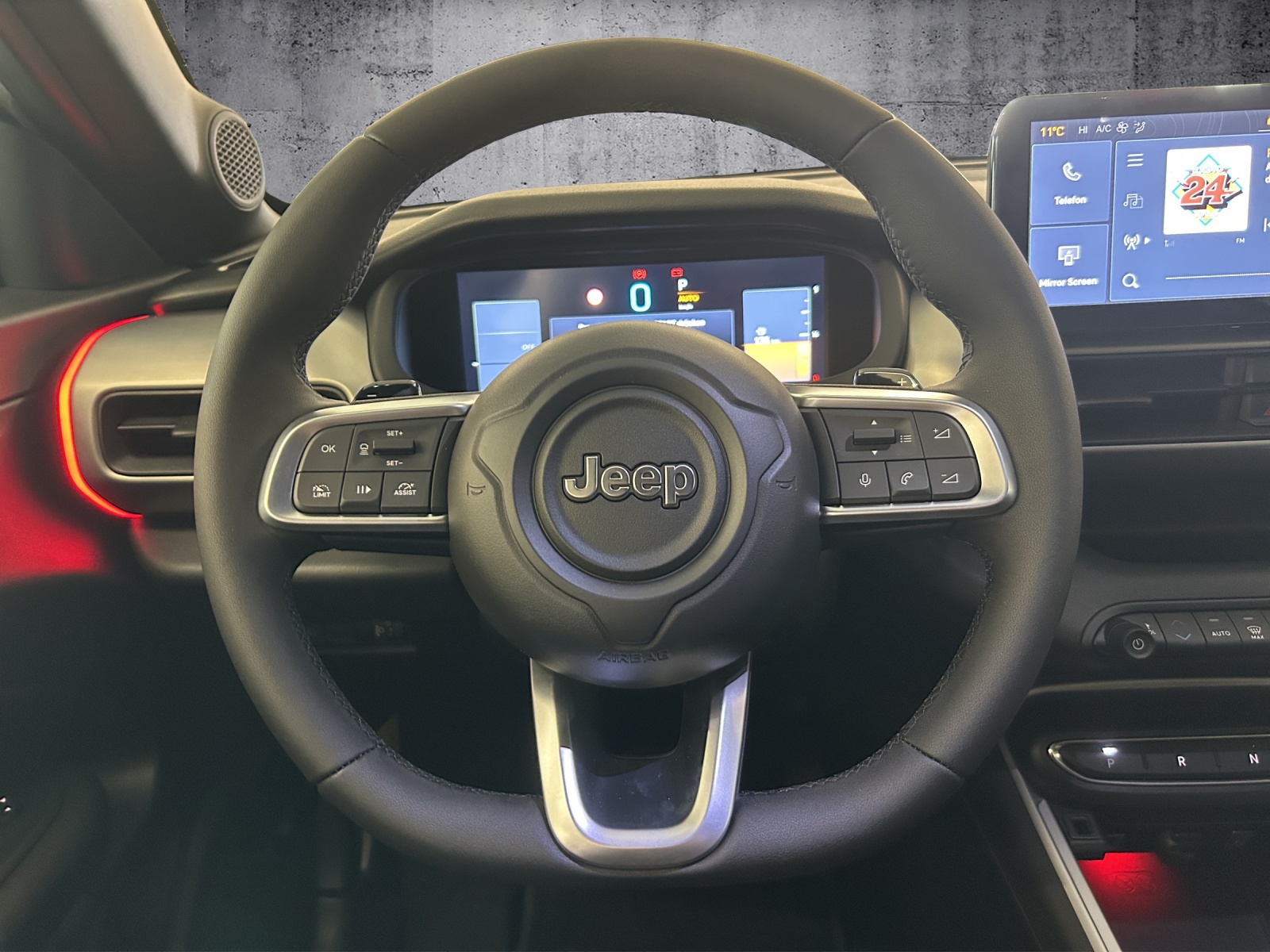 JEEP Avenger 1.2 Turbo MHEV Overland Leather 4xe-image-11