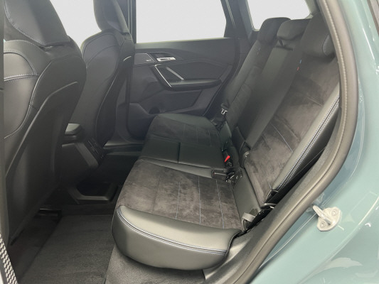BMW X1 xDrive 25e M Sport-image-9