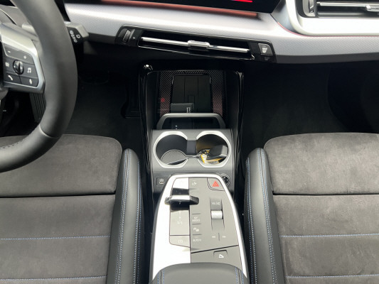 BMW X1 xDrive 25e M Sport-image-11
