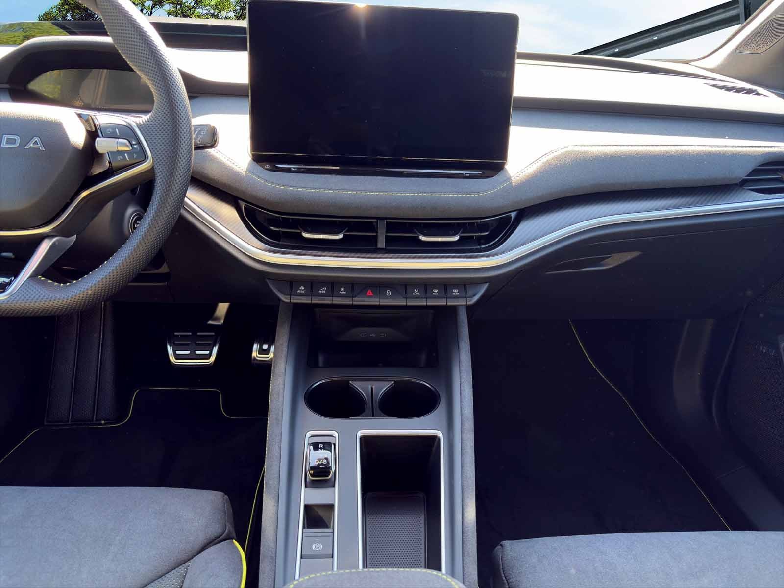 SKODA Enyaq 4x4 RS-image-9