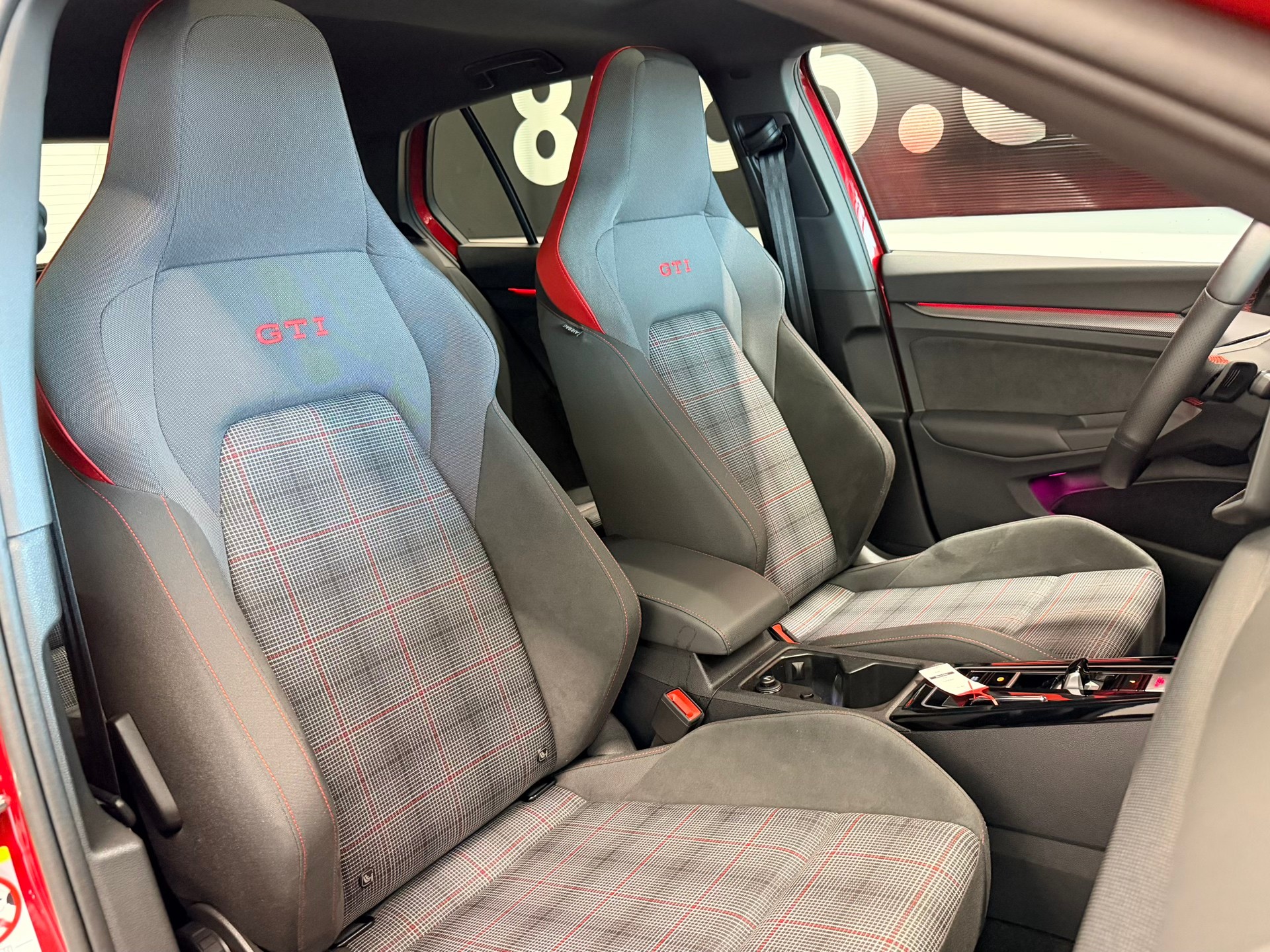 VW Golf 2.0 TSI GTI DSG-image-21