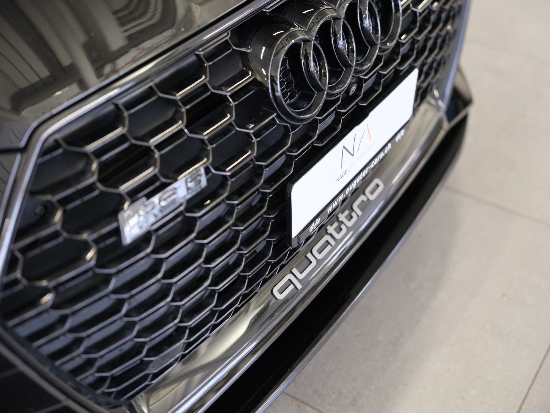 AUDI RS5 Coupé 2.9 TFSI quattro tiptronic *Ambientebeleuchtung* *Head up Display* *Lederausstattung*-image-13