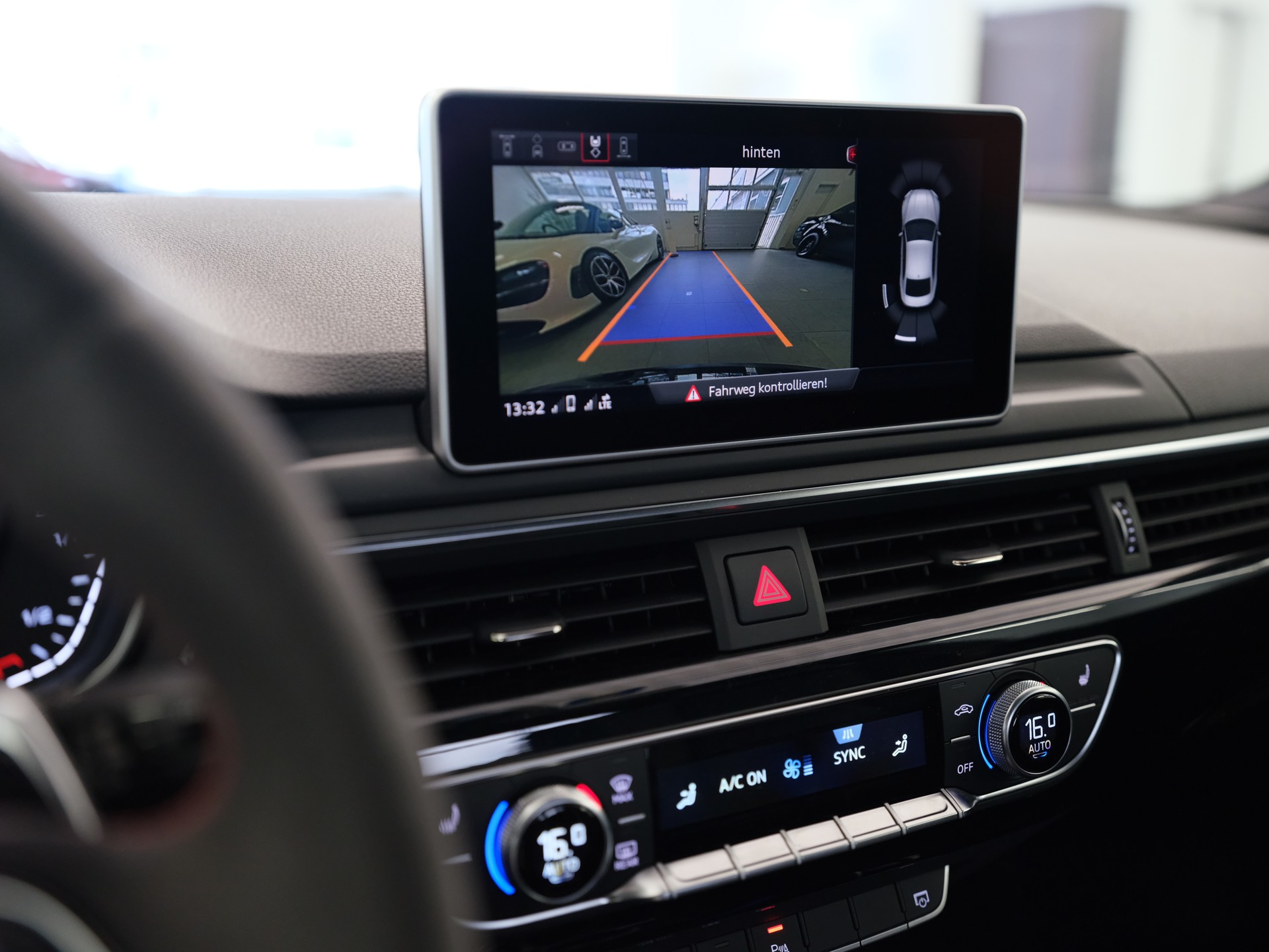 AUDI RS5 Coupé 2.9 TFSI quattro tiptronic *Ambientebeleuchtung* *Head up Display* *Lederausstattung*-image-22