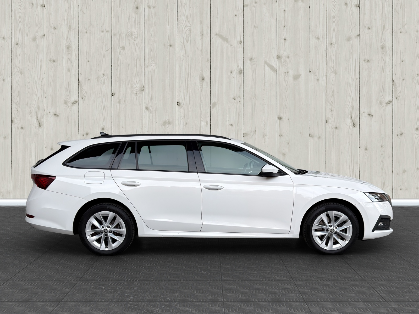 SKODA Octavia Combi 1.4 TSI PHEV DSG Style-image-7