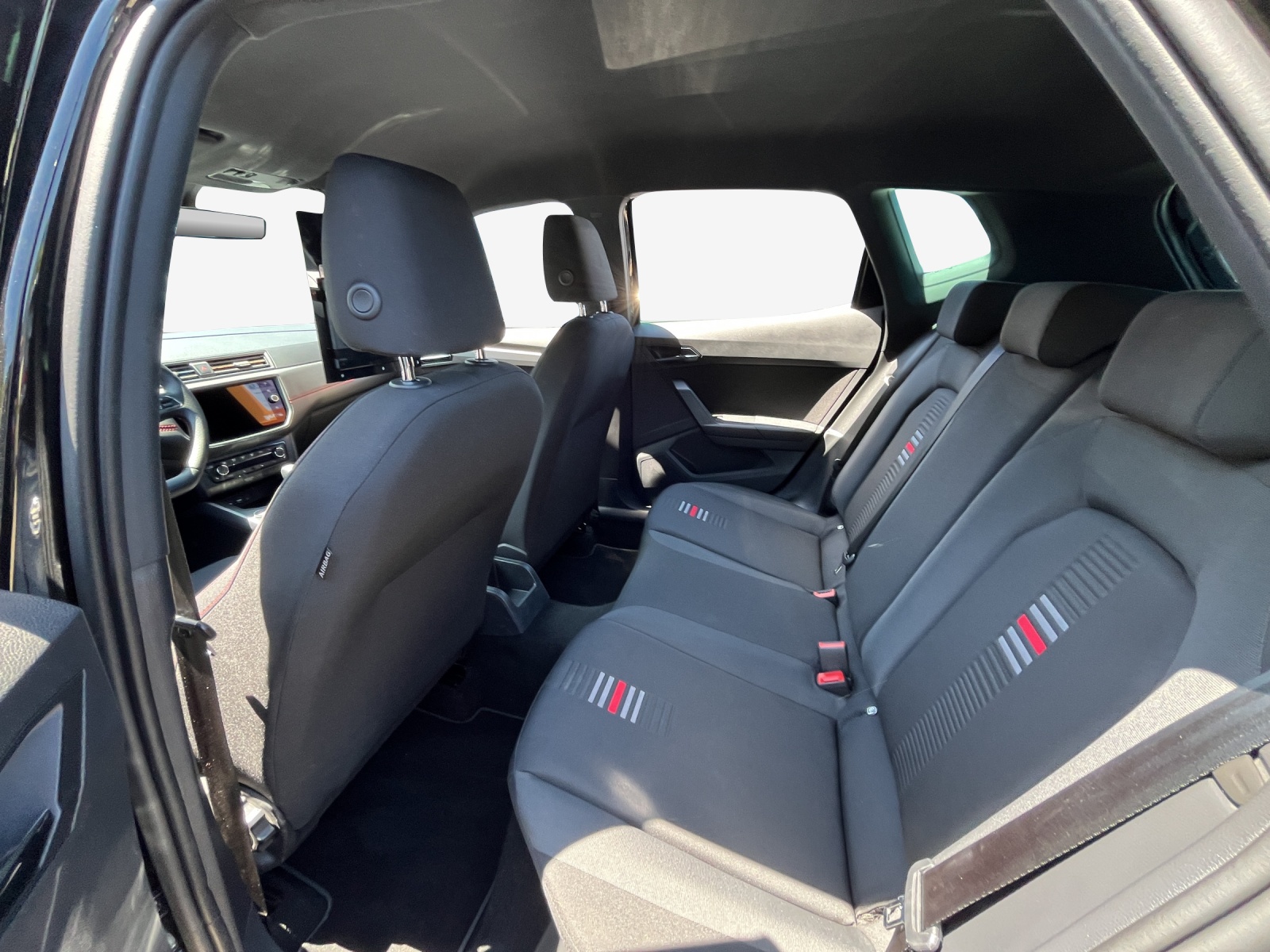 SEAT Arona 1.0 TSI Eco FR DSG-image-11