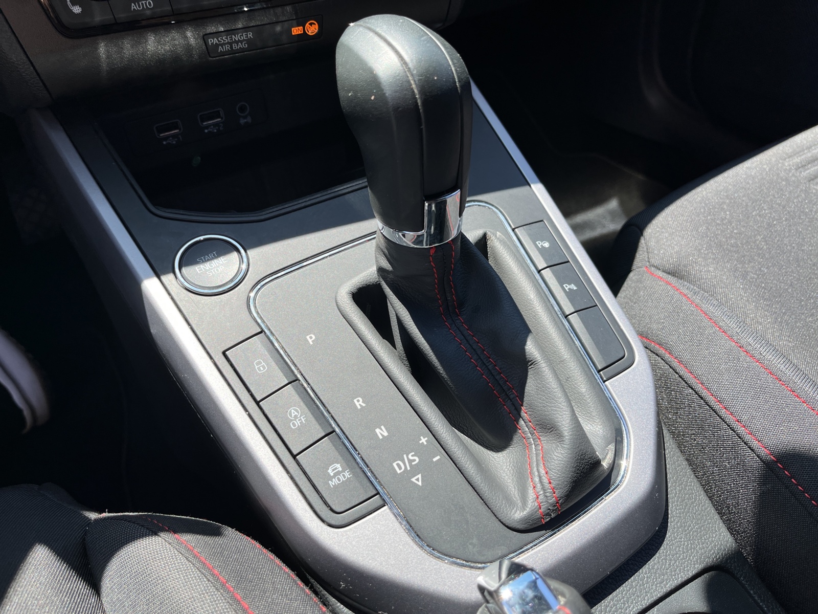 SEAT Arona 1.0 TSI Eco FR DSG-image-1