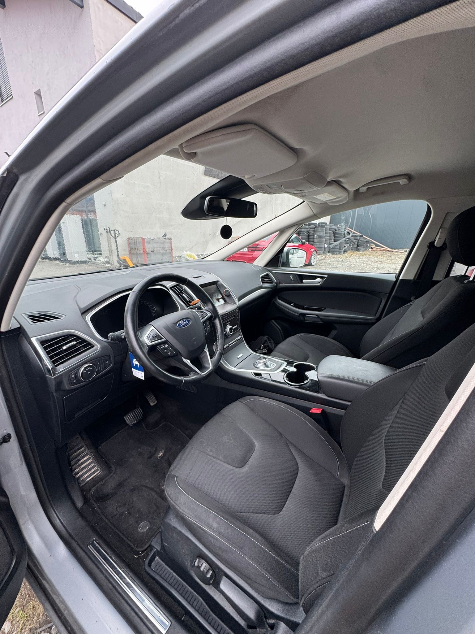 FORD S-Max 2.0 TDCi Trend Automatic-image-3