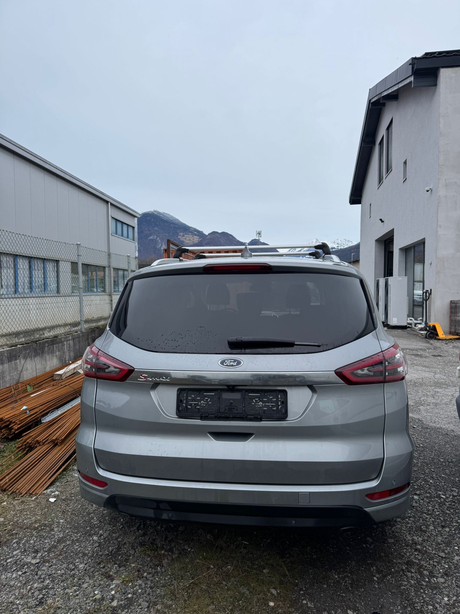 FORD S-Max 2.0 TDCi Trend Automatic-image-4