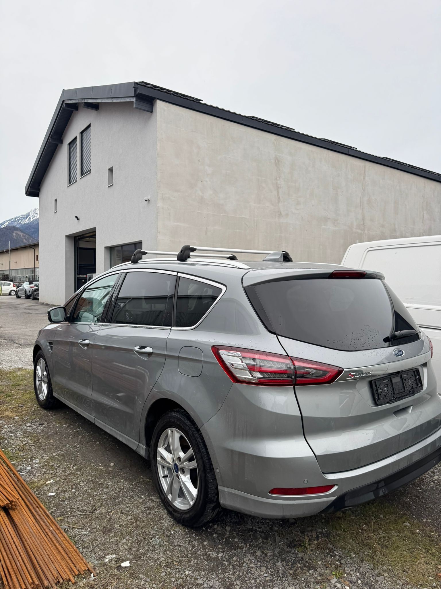 FORD S-Max 2.0 TDCi Trend Automatic-image-2