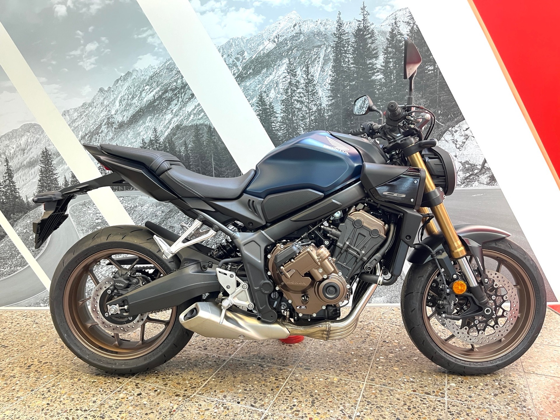 HONDA CB 650 R E-Clutch