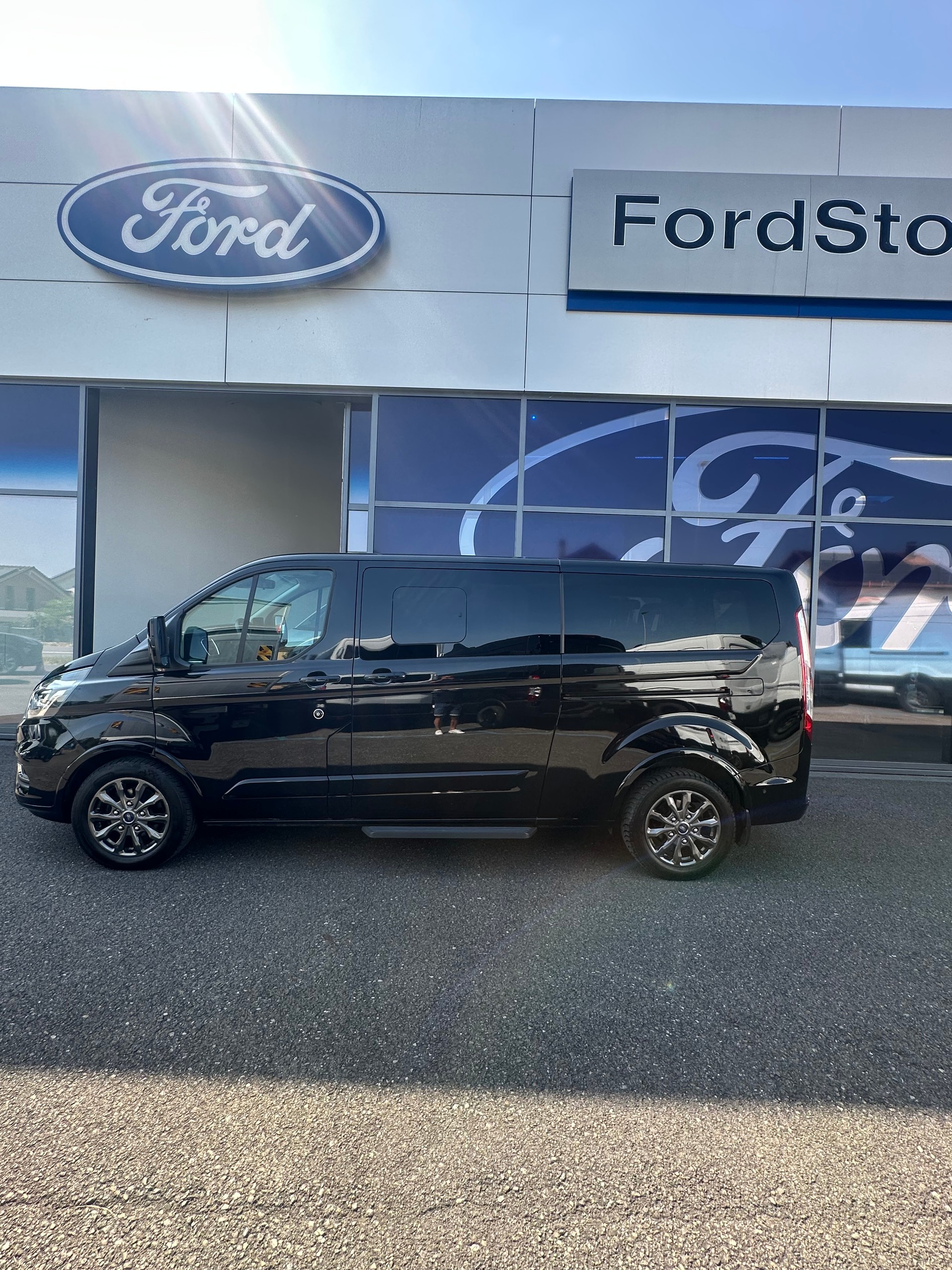 FORD Tourneo Custom 320 L2 2.0 TDCi 170 Titanium X-image-2