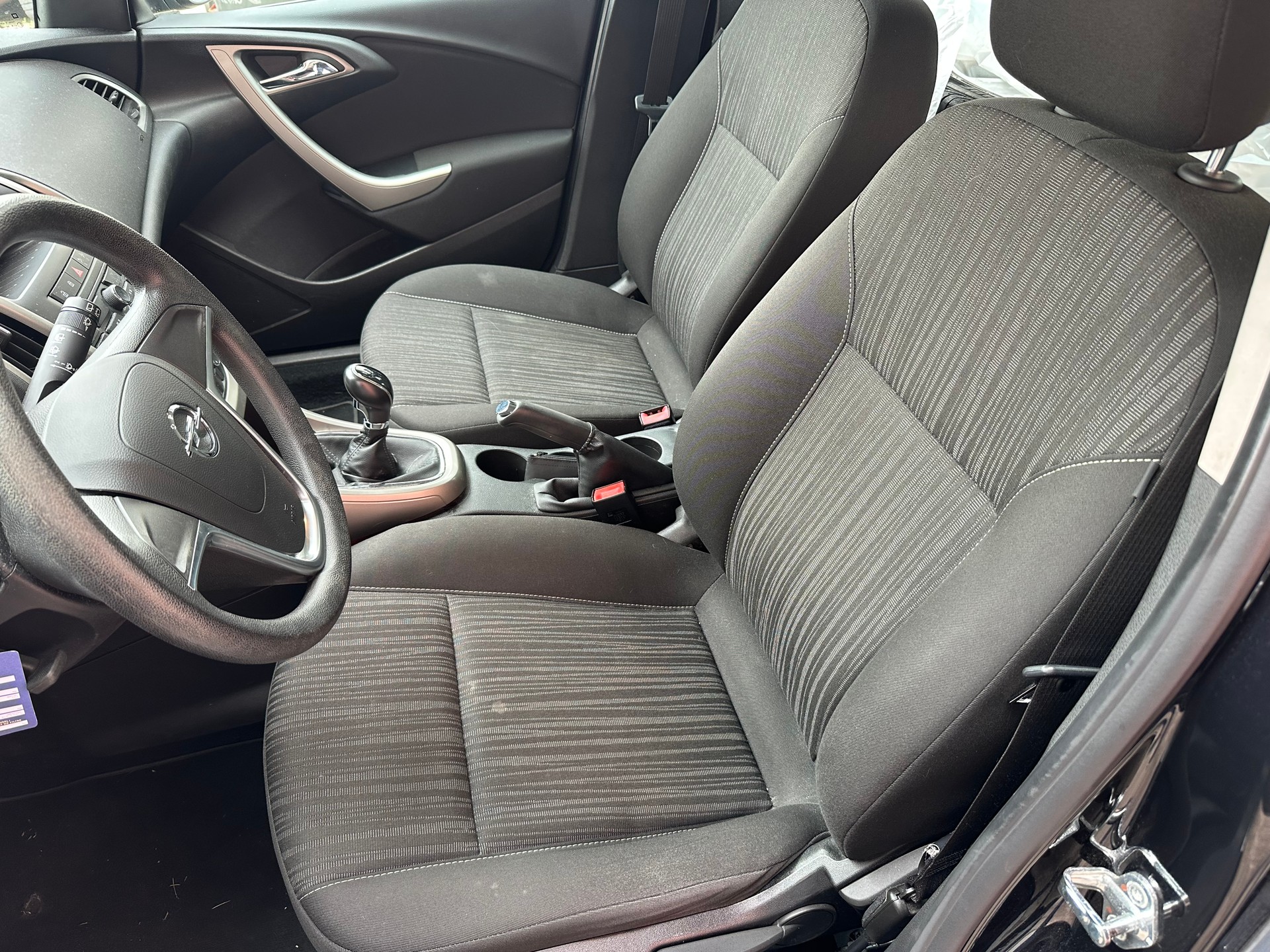 OPEL ASTRA-image-9