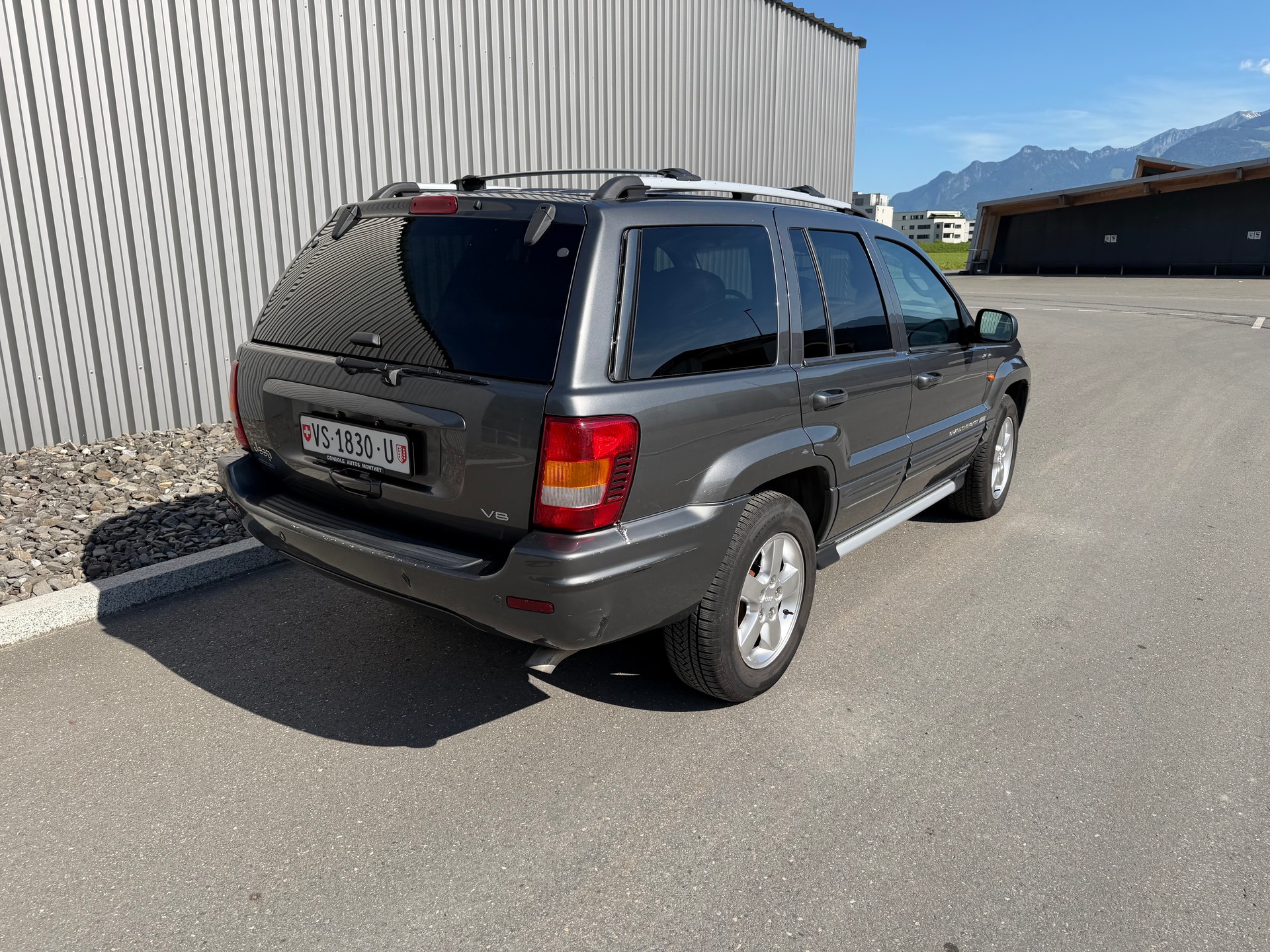 JEEP Grand Cherokee 4.7 Vision Automatic-image-5