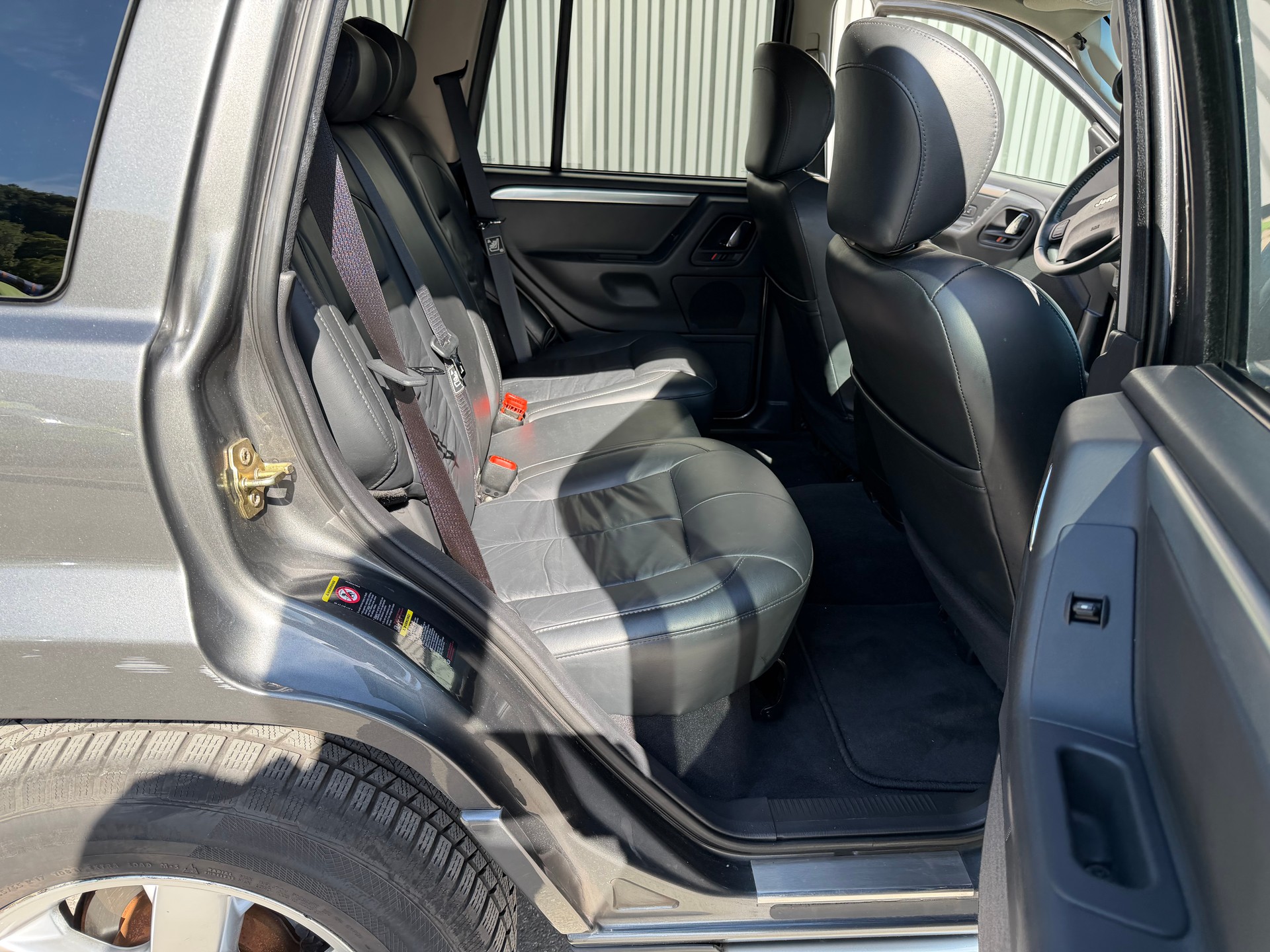 JEEP Grand Cherokee 4.7 Vision Automatic-image-26