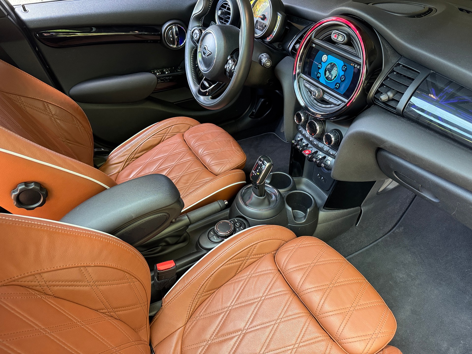 MINI Cooper S Steptronic DKG-image-1