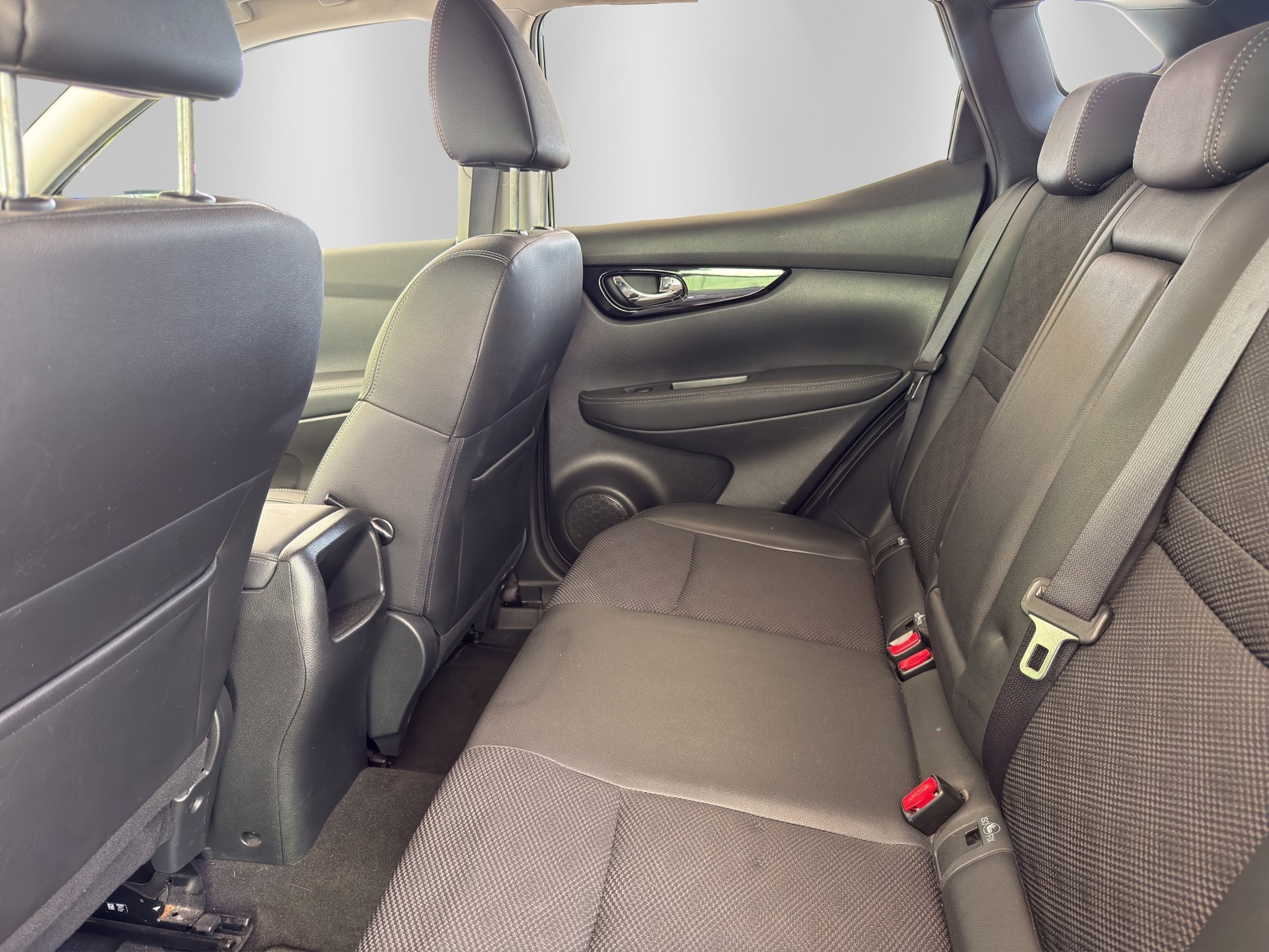 NISSAN Qashqai 1.6 DIG-T tekna-image-15