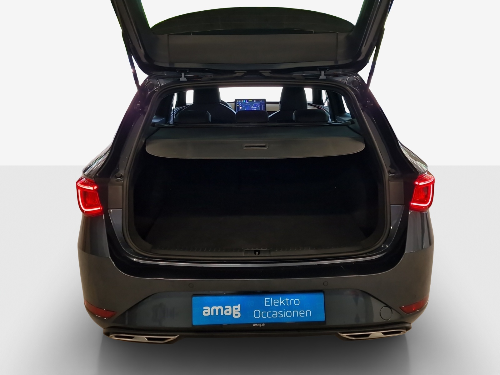 SEAT Leon ST 1.5 eHybrid pHEV DSG FR-image-25