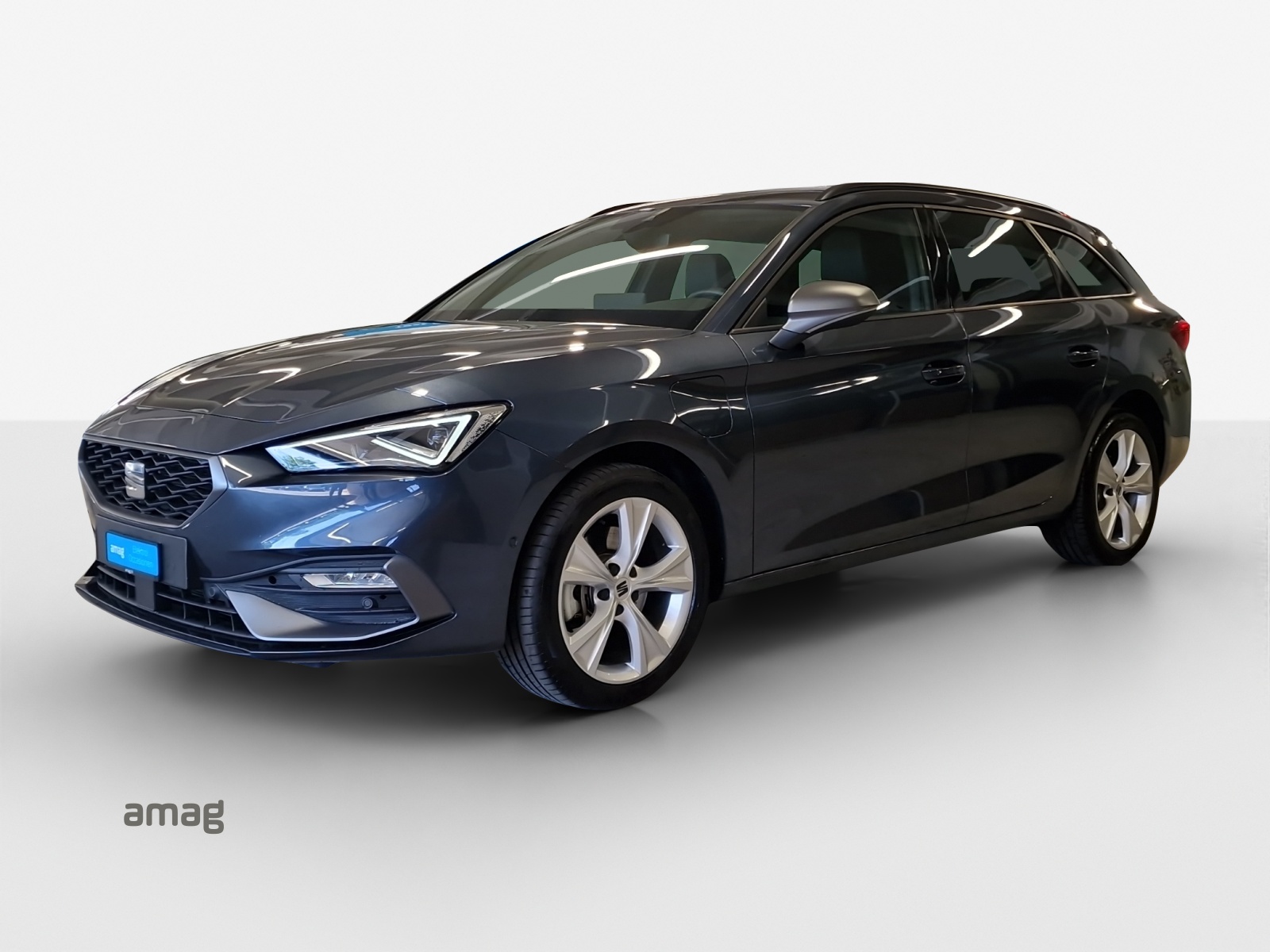 SEAT Leon ST 1.5 eHybrid pHEV DSG FR-image-13