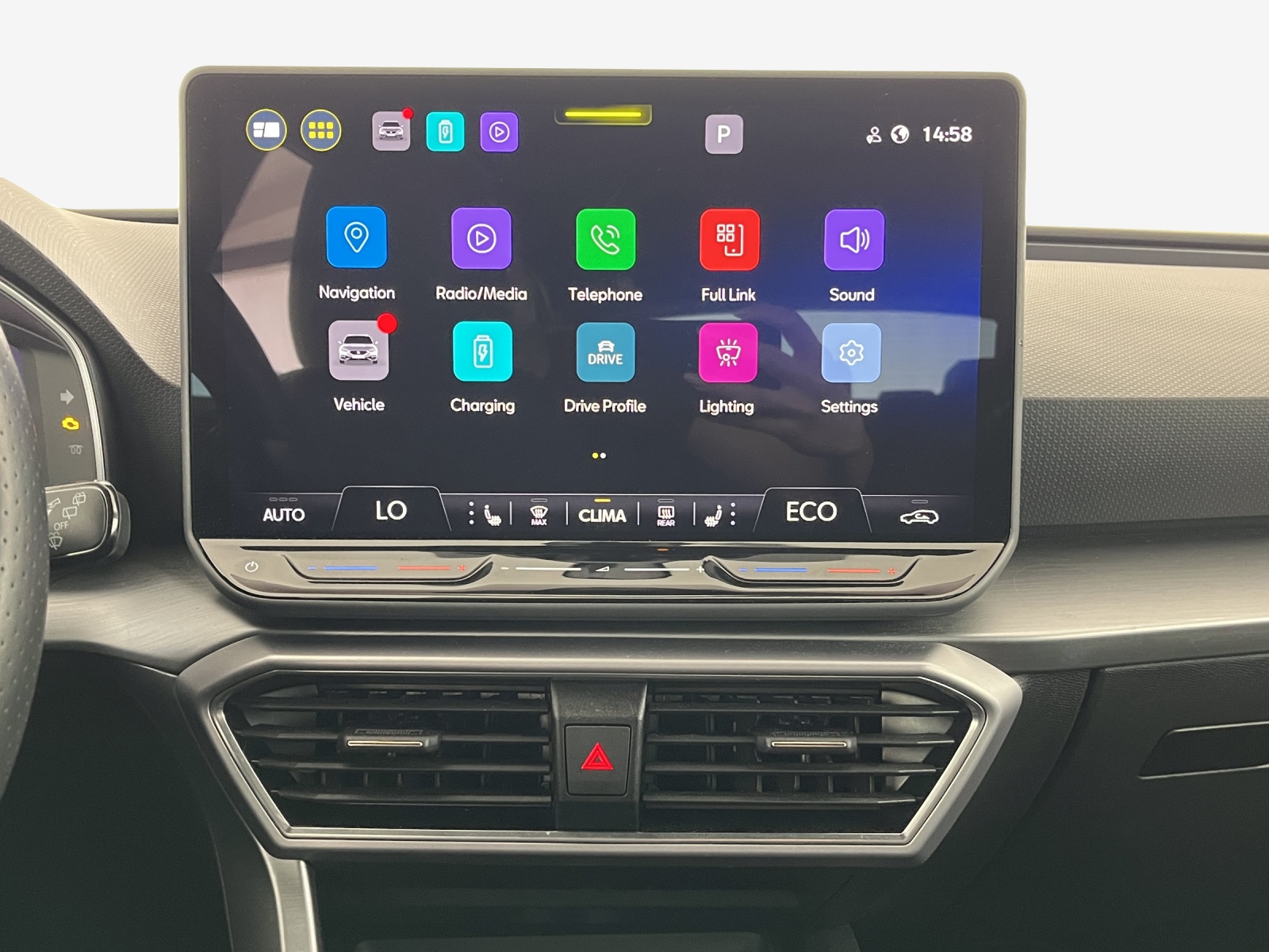 SEAT Leon ST 1.5 eHybrid pHEV DSG FR-image-10