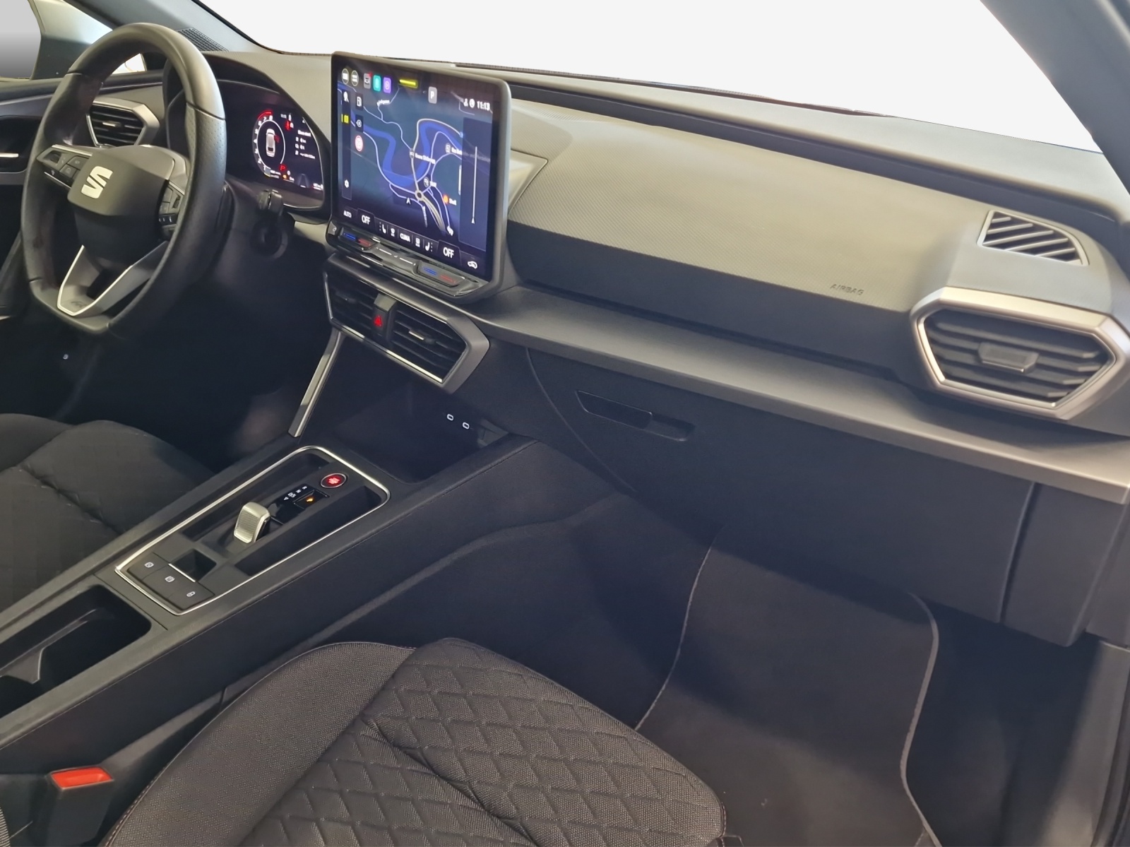 SEAT Leon ST 1.5 eHybrid pHEV DSG FR-image-26