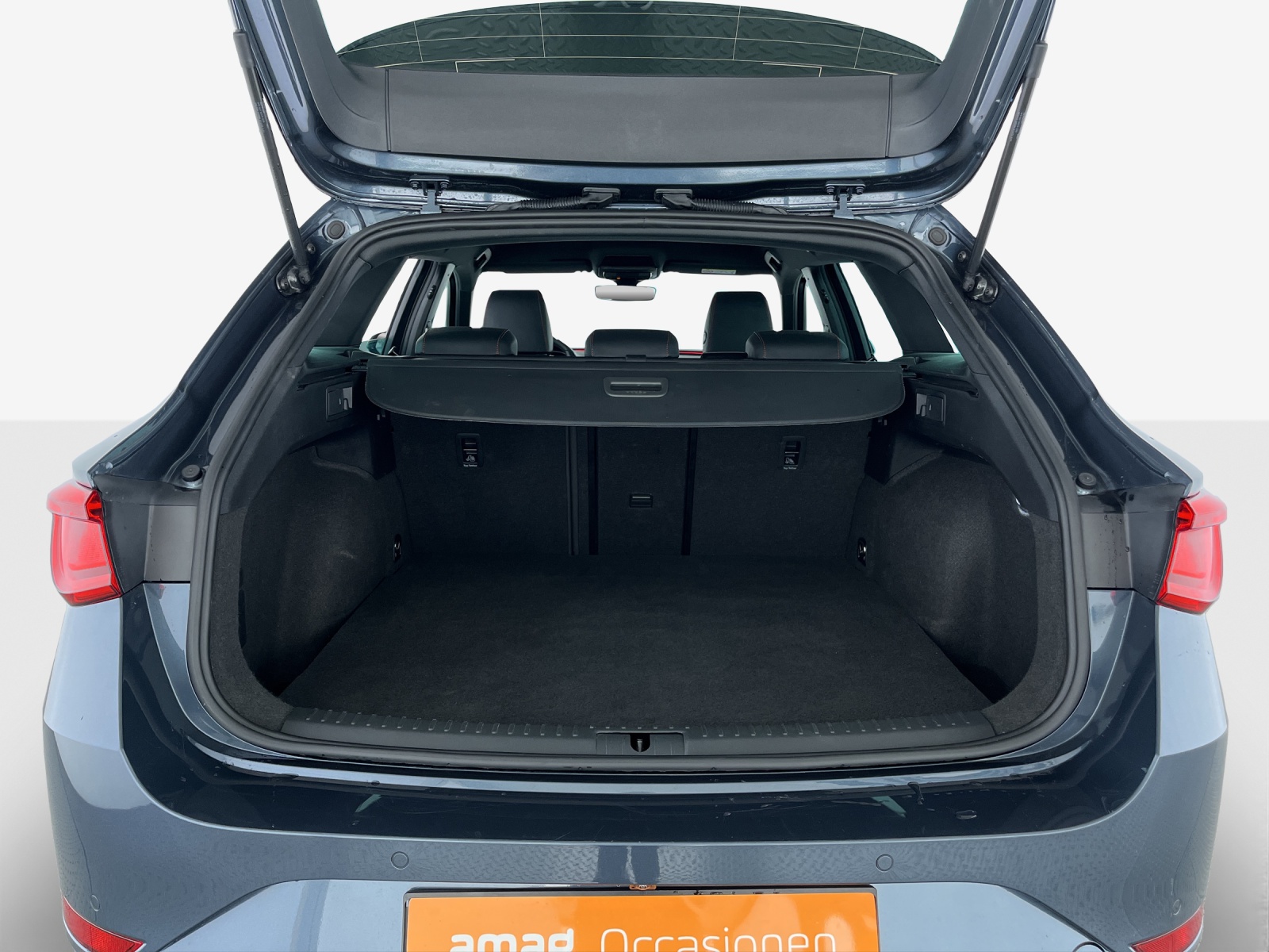 SEAT Leon ST 1.5 eHybrid pHEV DSG FR-image-12
