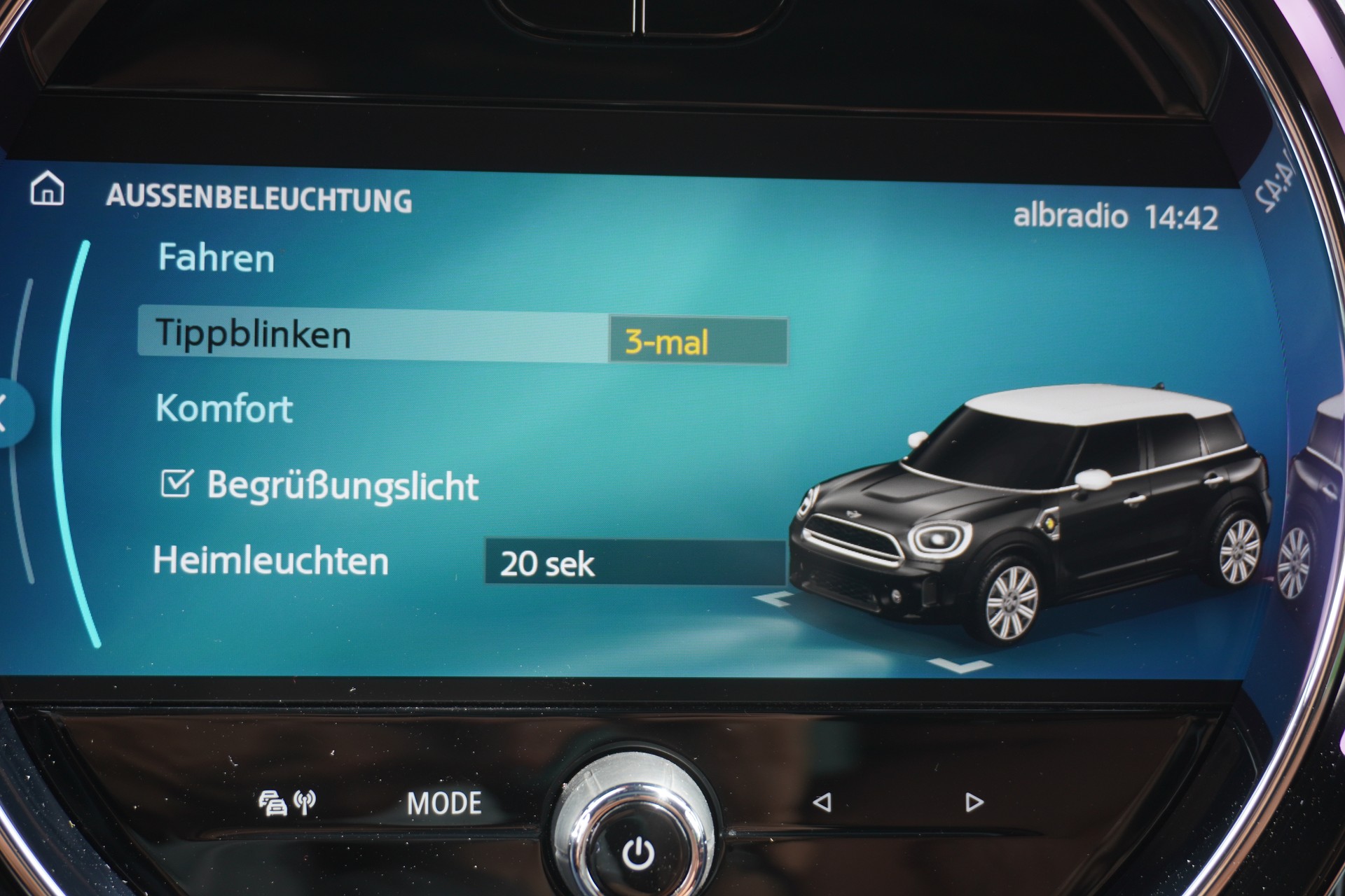 MINI Countryman Cooper SE Trafalgar ALL4 PHEV Steptronic-image-26