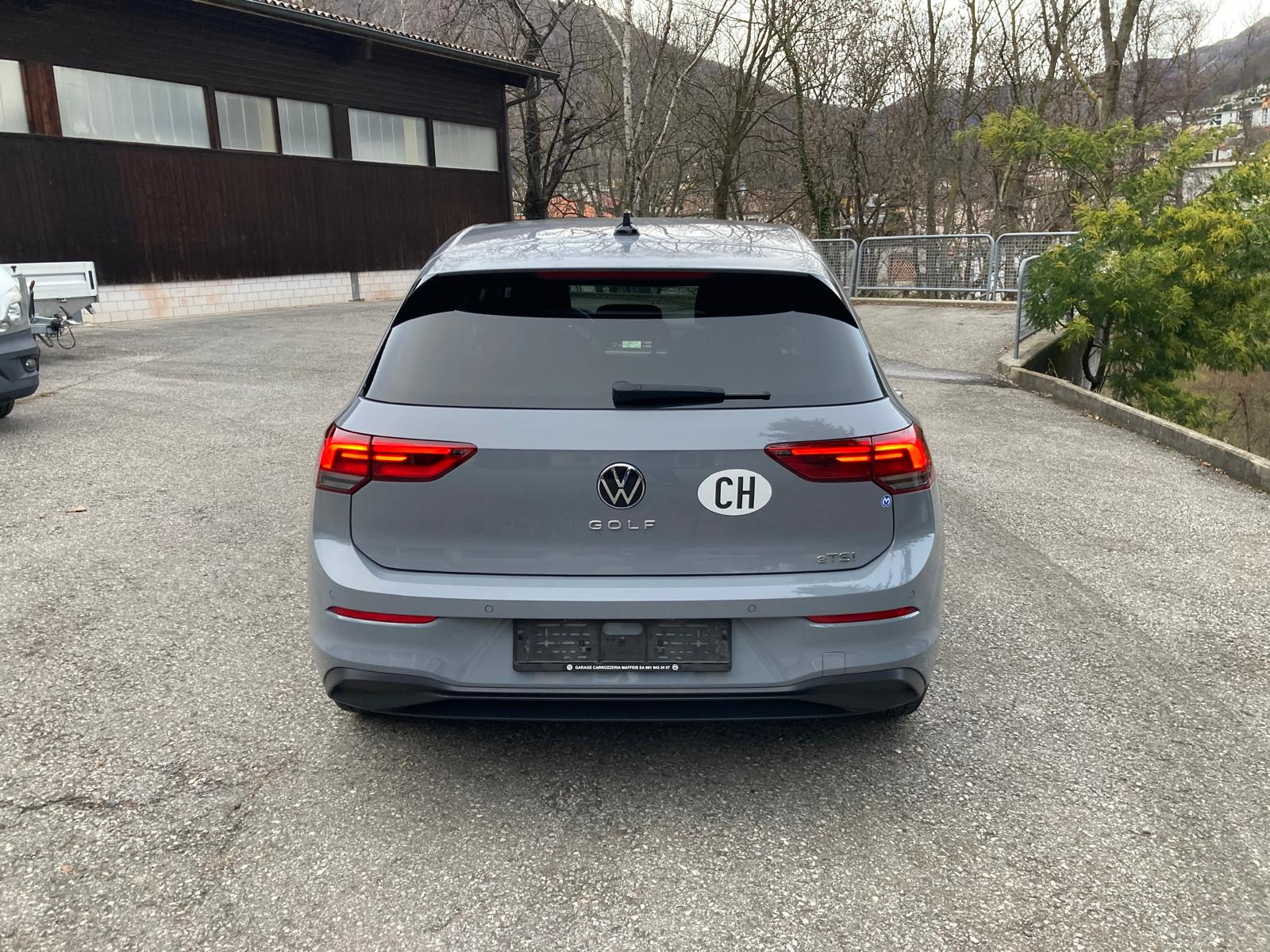 VW Golf 1.0 eTSI mHEV ACTLife DSG-image-5
