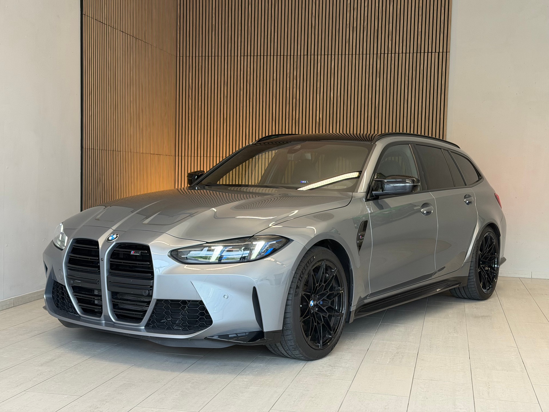 BMW M3 Touring xDrive Competition M-image-1