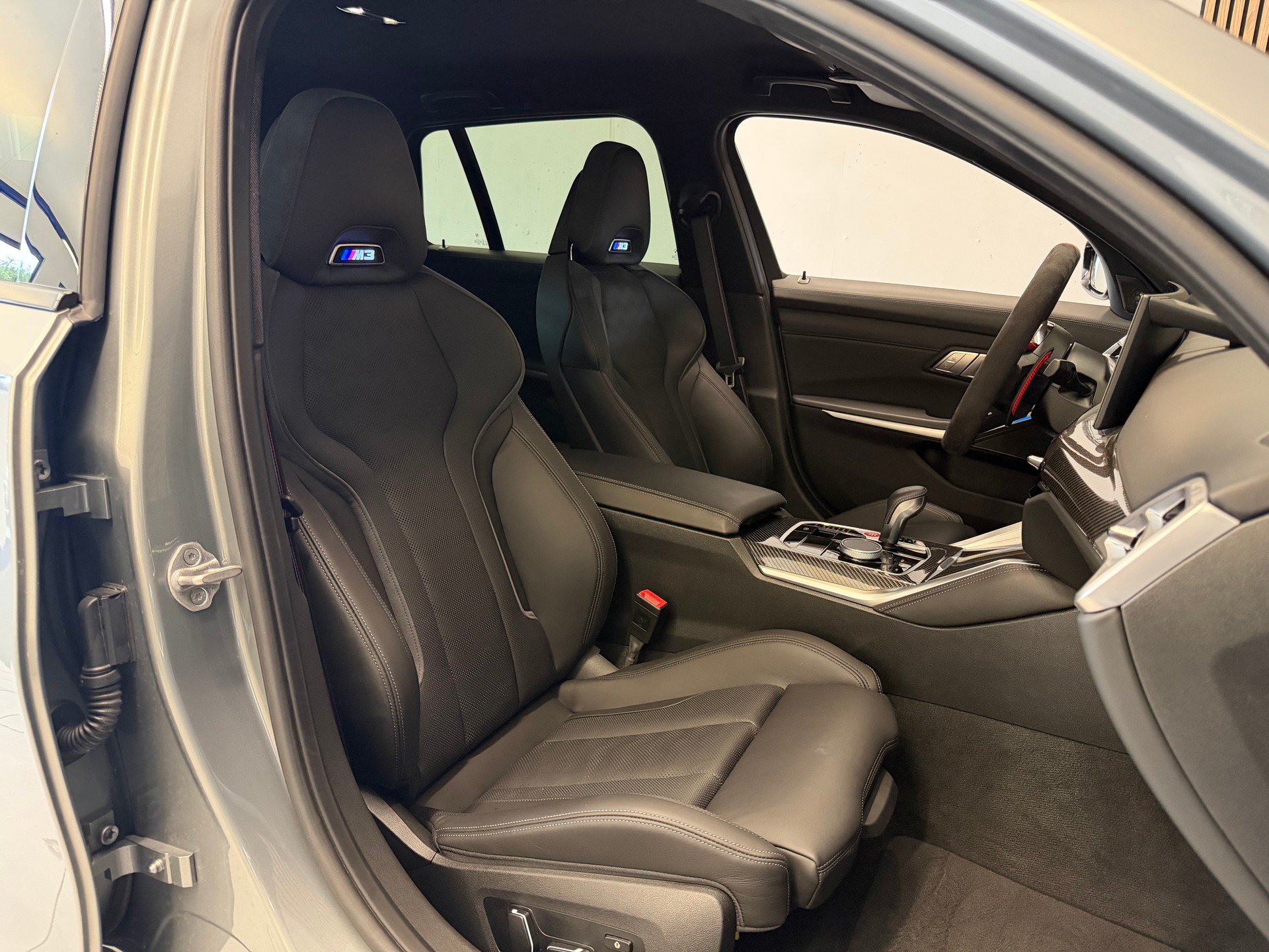 BMW M3 Touring xDrive Competition M-image-21