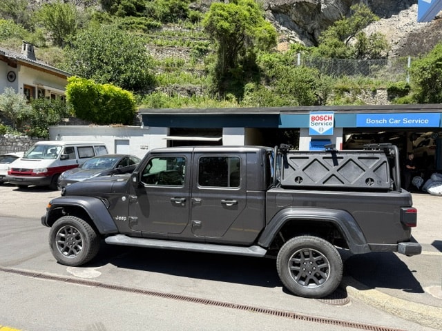 JEEP Gladiator 3.0 V6 Launch Edition-image-5