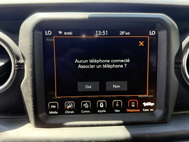 JEEP Gladiator 3.0 V6 Launch Edition-image-11