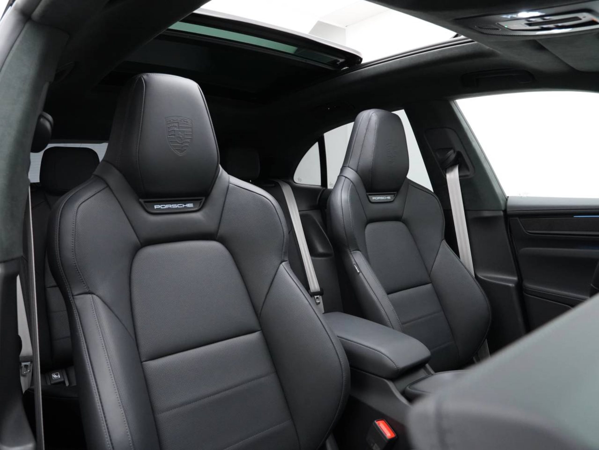 PORSCHE Macan GTS-image-26