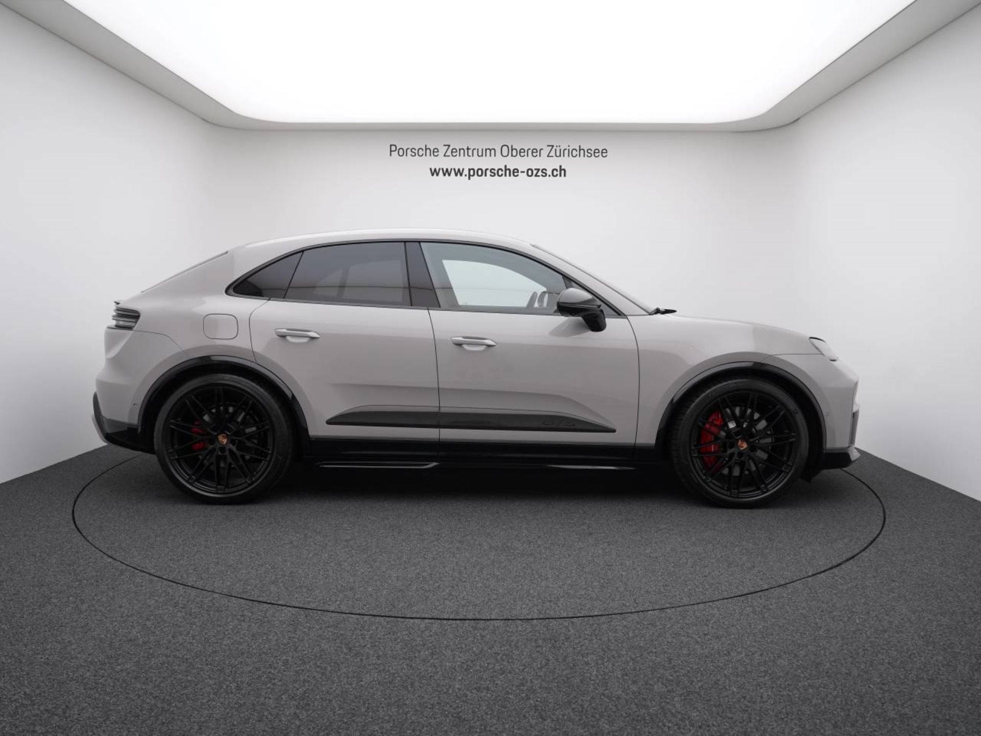 PORSCHE Macan GTS-image-7
