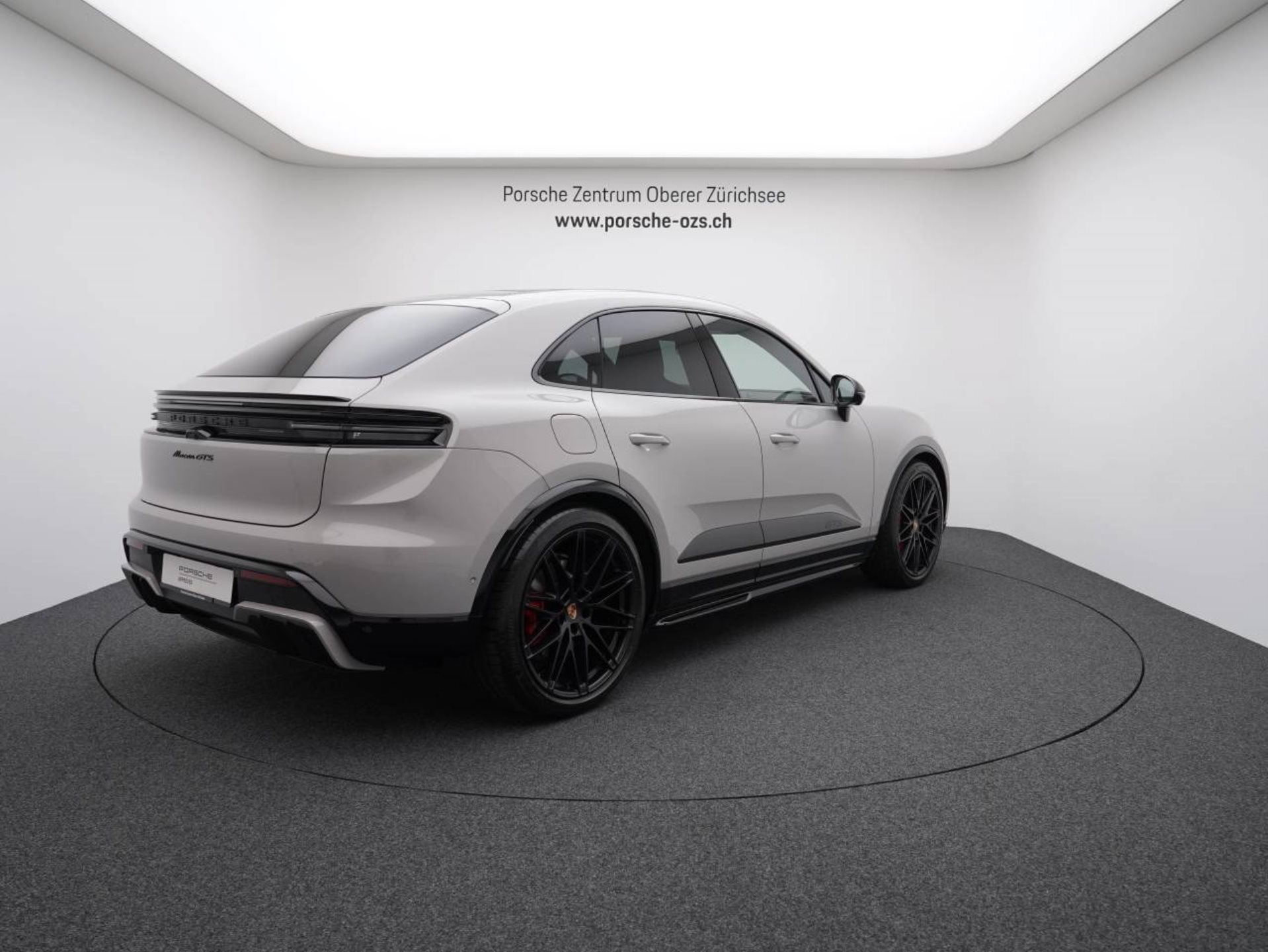 PORSCHE Macan GTS-image-6