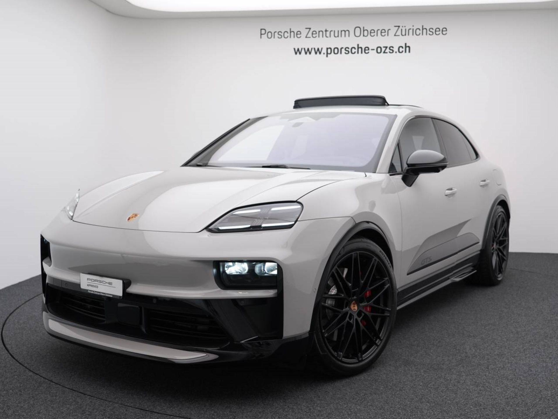 PORSCHE Macan GTS-image-0