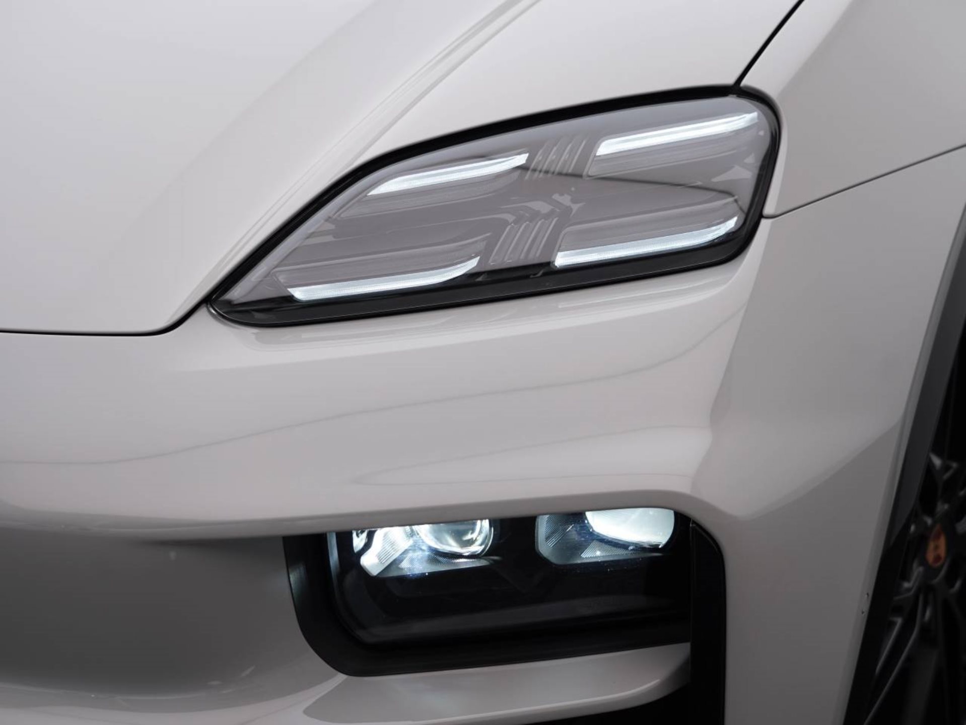 PORSCHE Macan GTS-image-13
