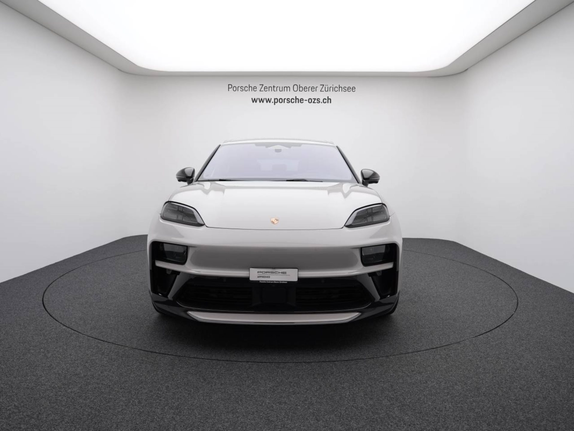 PORSCHE Macan GTS-image-9