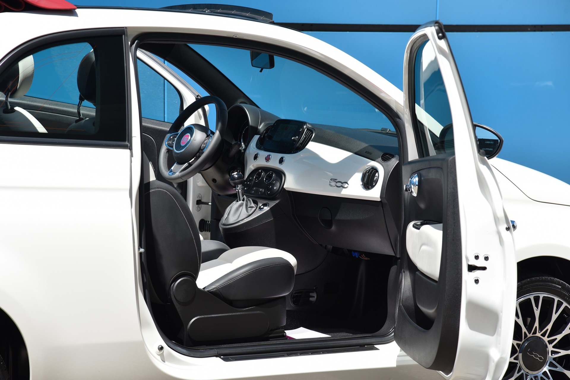 FIAT 500C 1.0 N3 MildHybrid Dolcevita-image-1