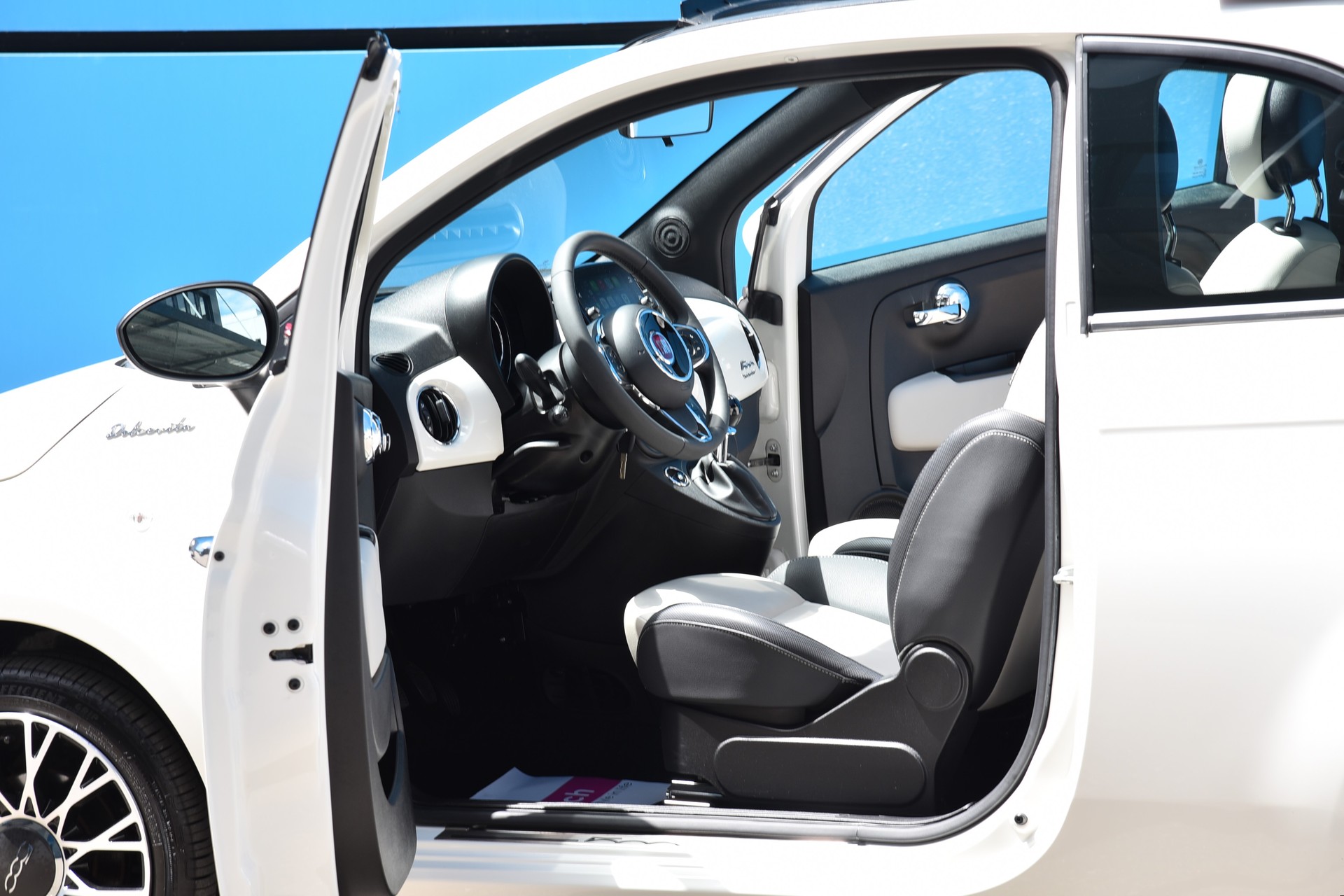 FIAT 500C 1.0 N3 MildHybrid Dolcevita-image-12